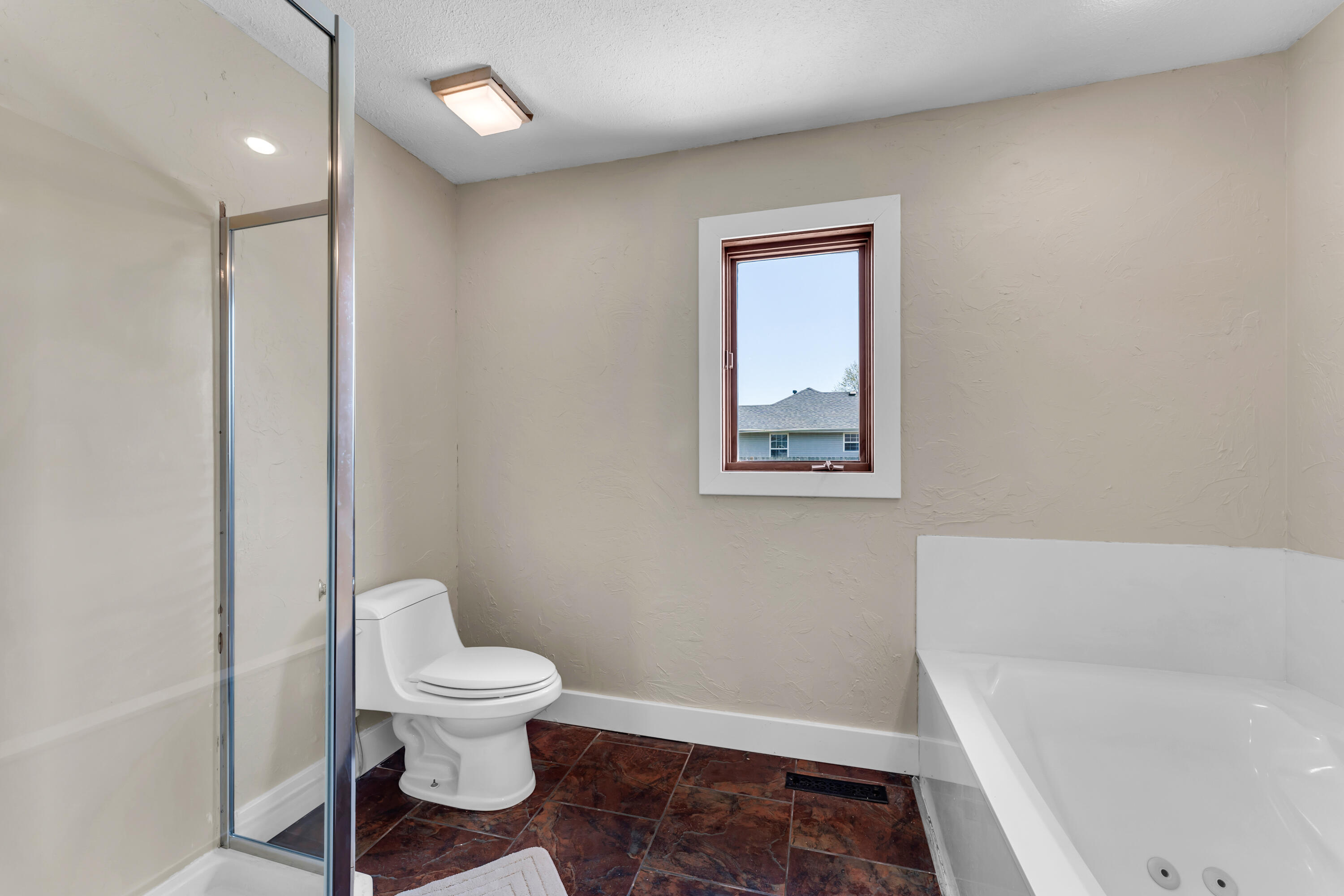 993 West Bates Drive Property Photo 32