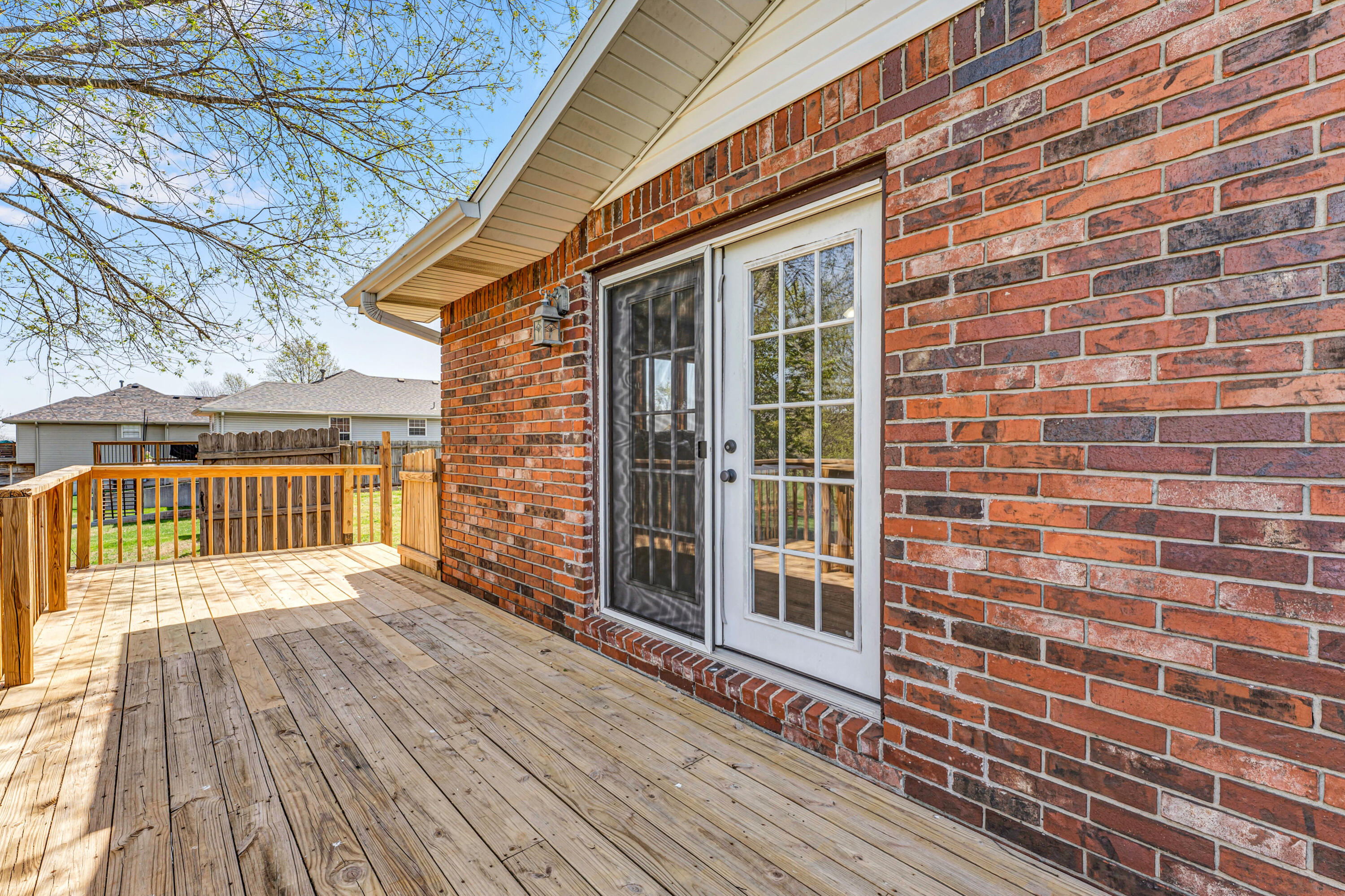 993 West Bates Drive Property Photo 35