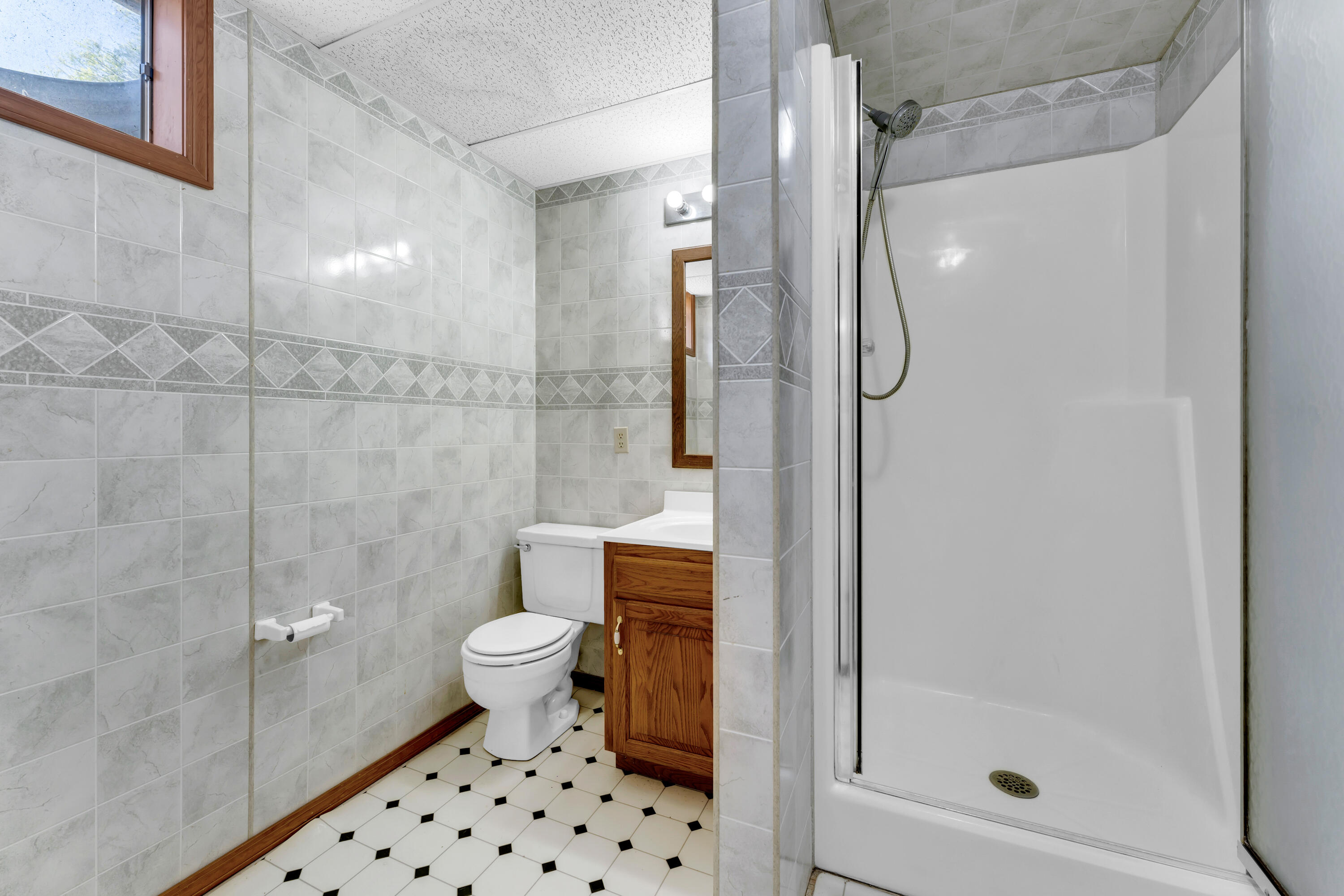 993 West Bates Drive Property Photo 57