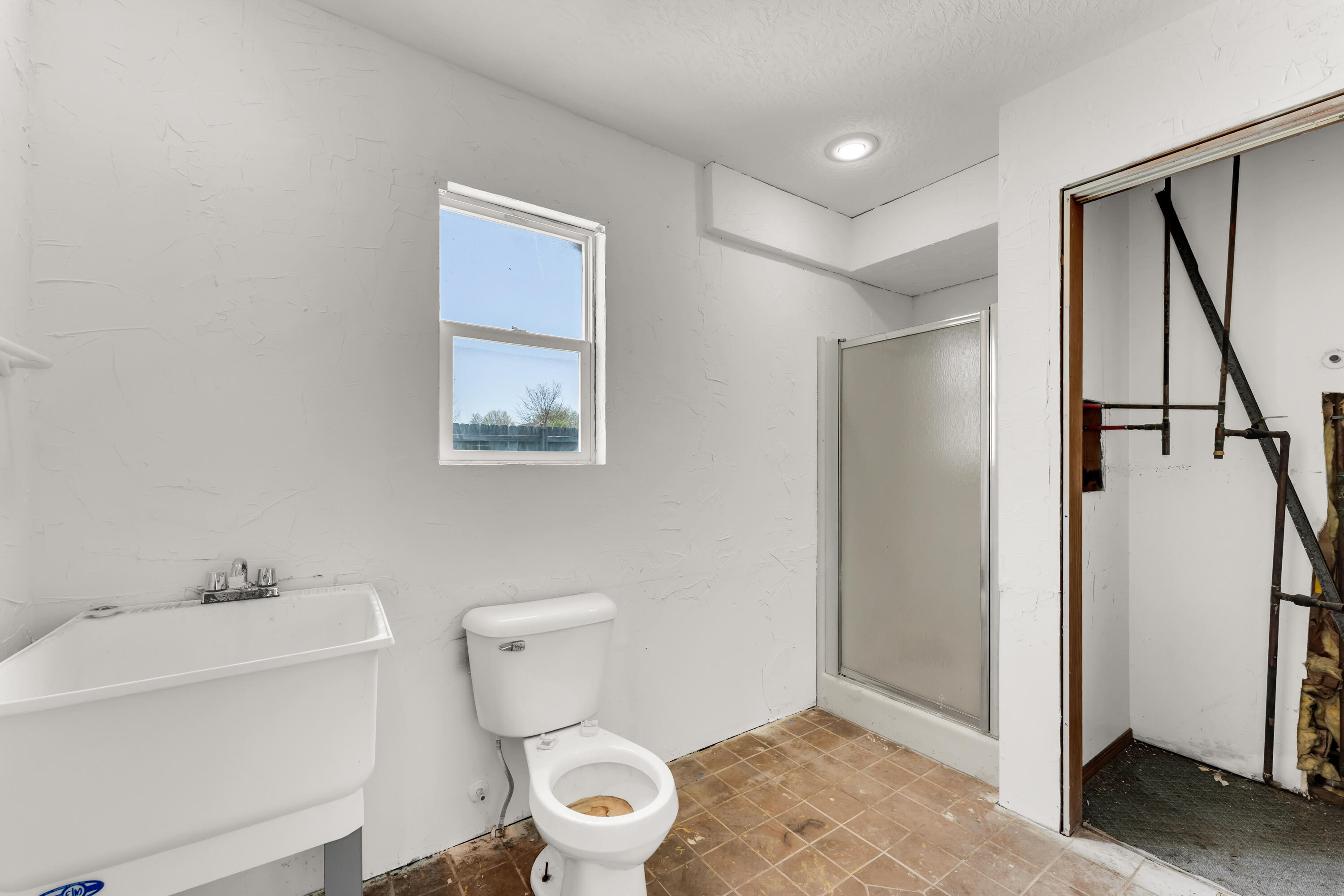 993 West Bates Drive Property Photo 67