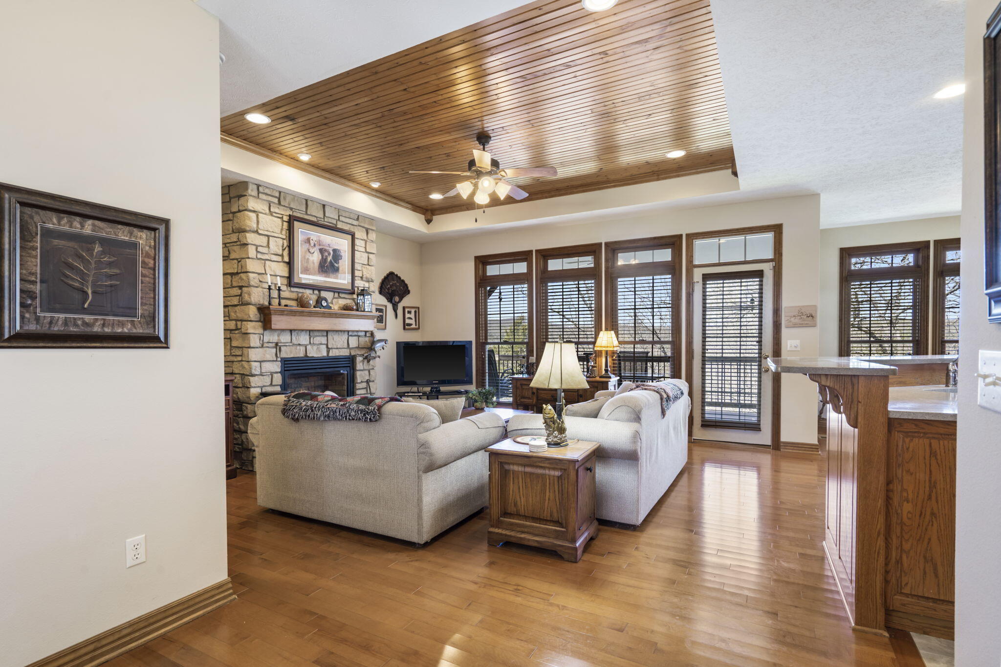 21 Tall Cedar Lane Property Photo 4