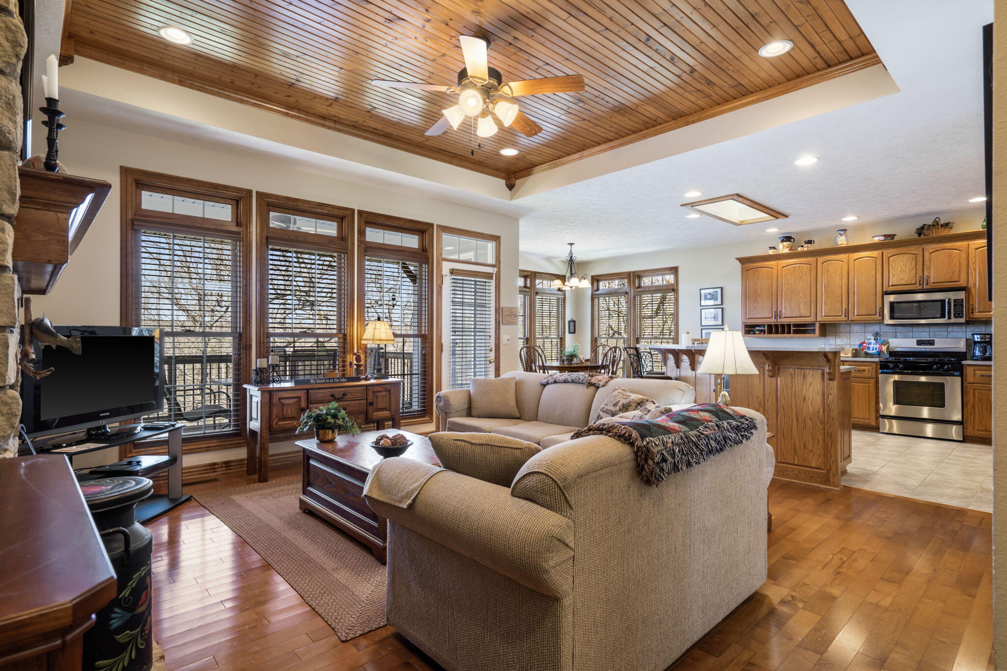 21 Tall Cedar Lane Property Photo 5