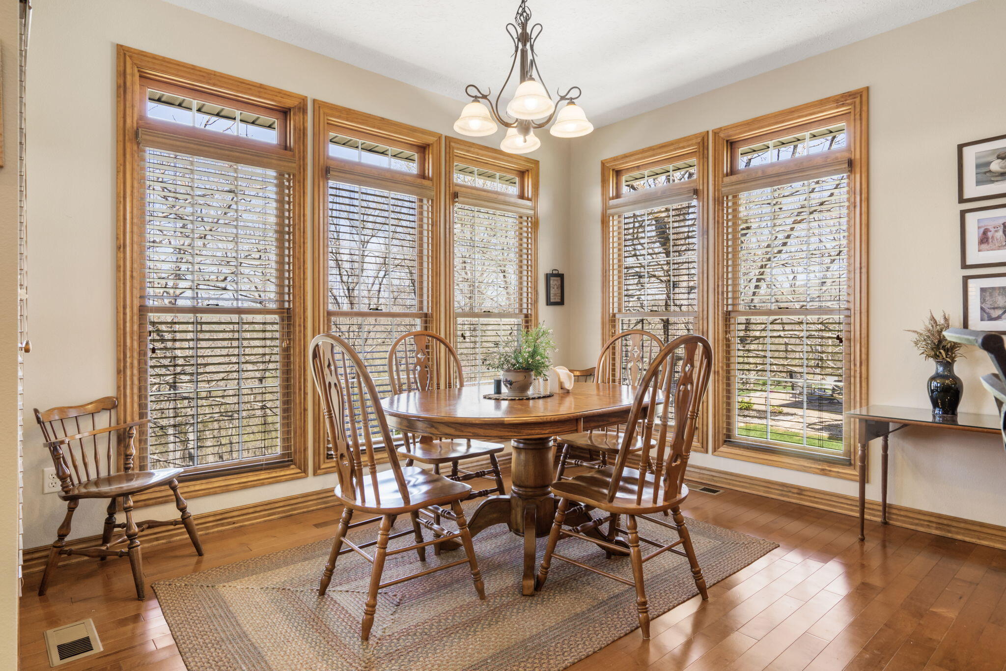 21 Tall Cedar Lane Property Photo 13