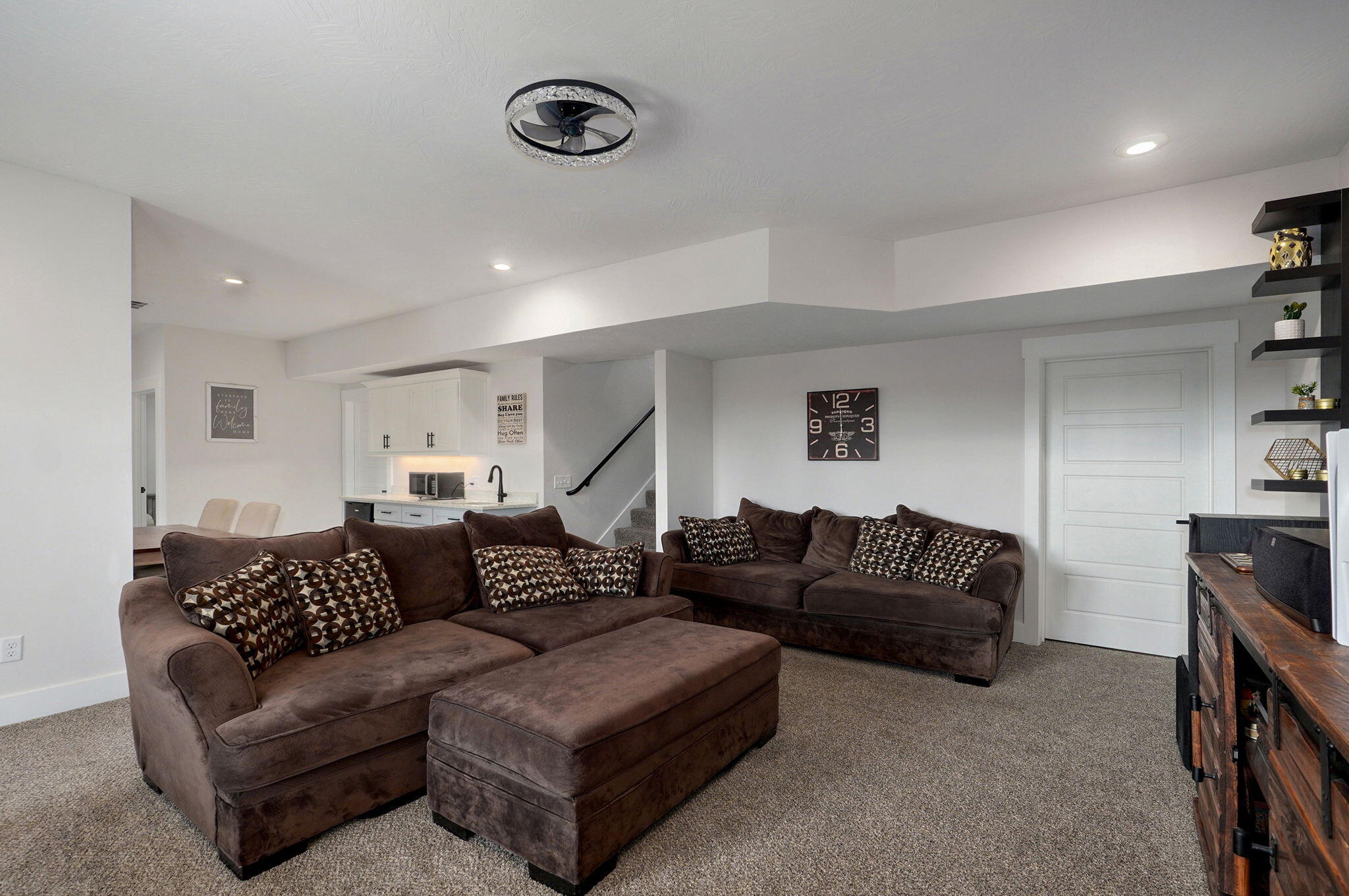 204 North Blarney Court Property Photo 43