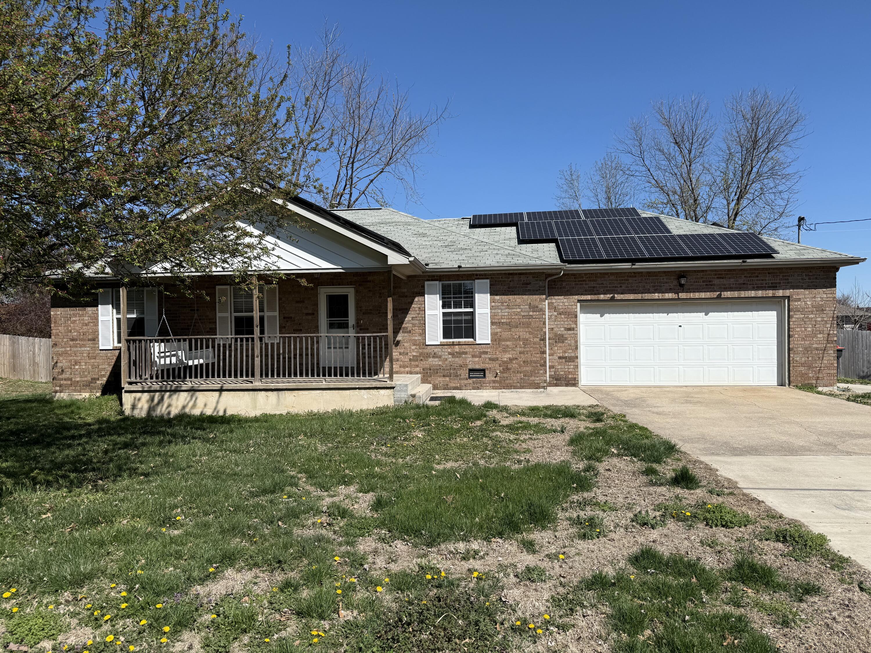 209 East Meadowbrook Road Property Photo