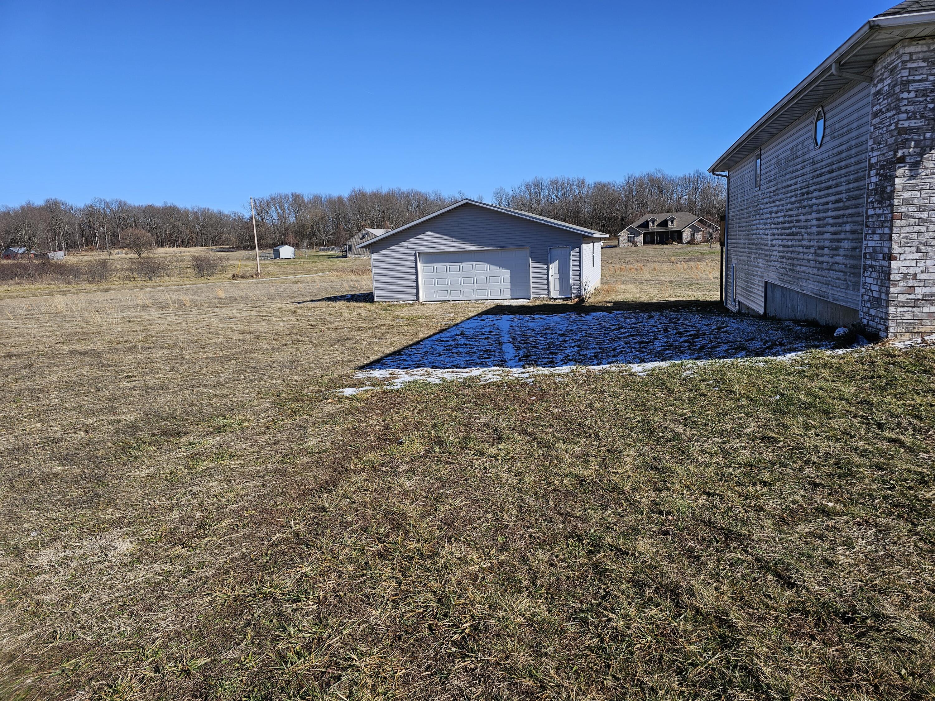 636 South Farm Road 89 Property Photo 2