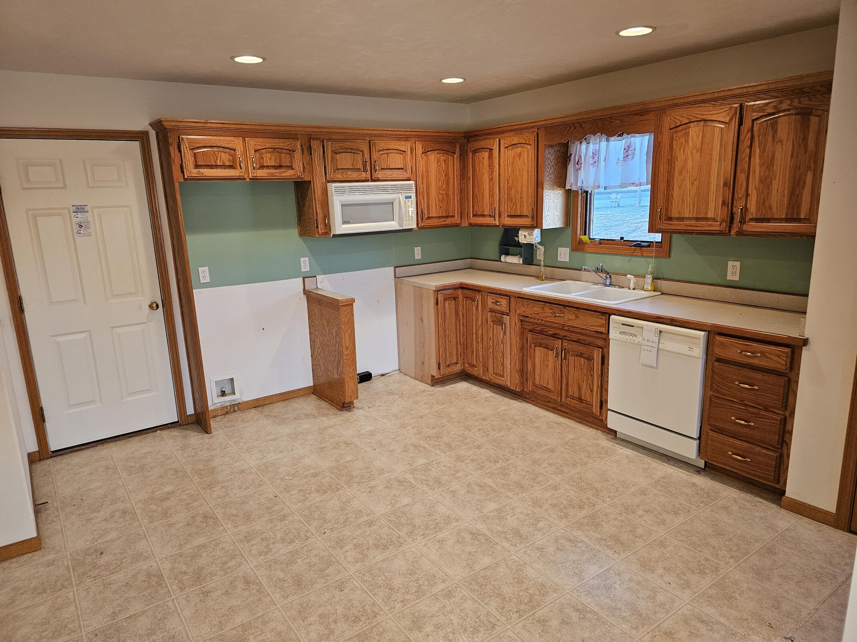 636 South Farm Road 89 Property Photo 19
