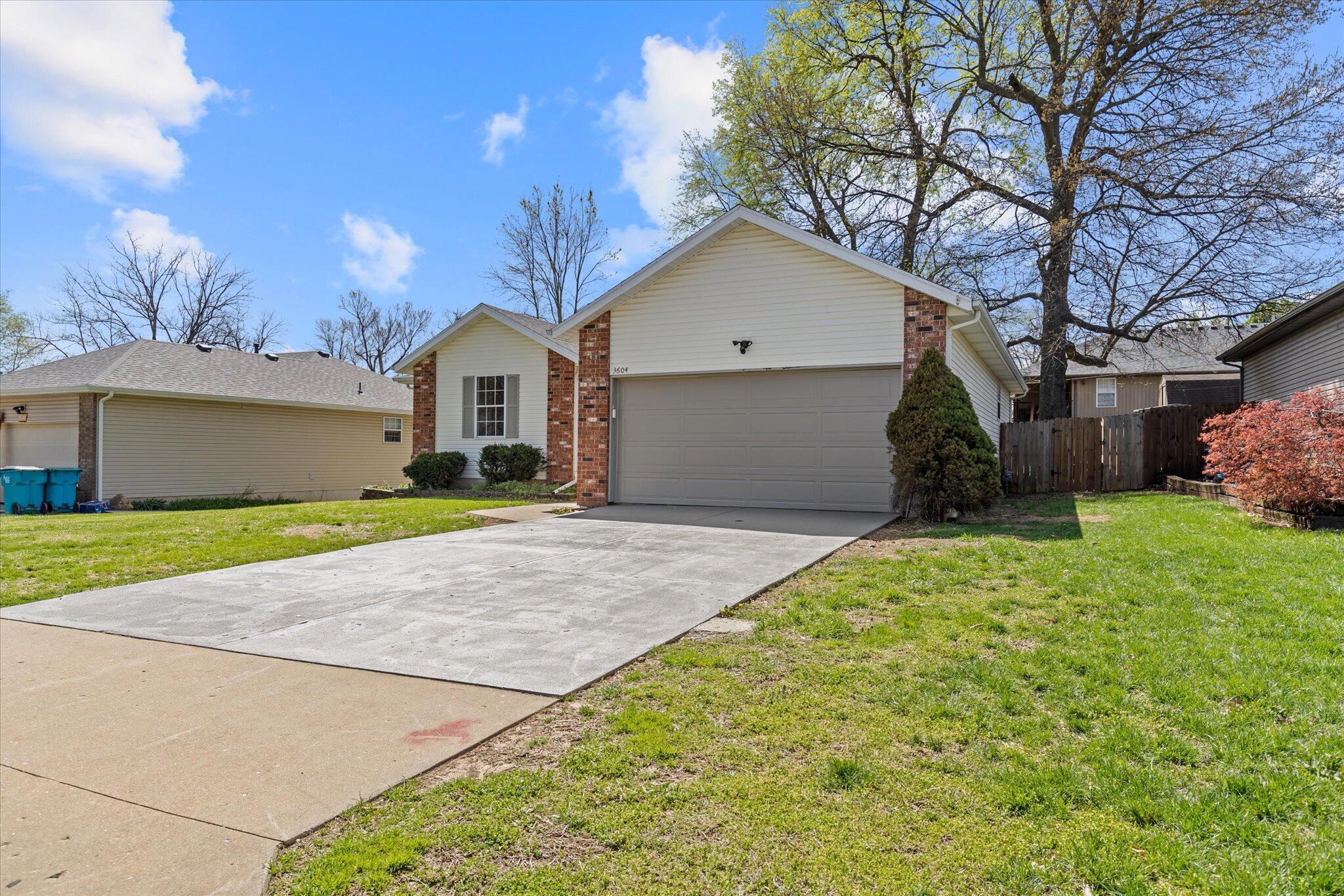 3604 West Madison Street Property Photo