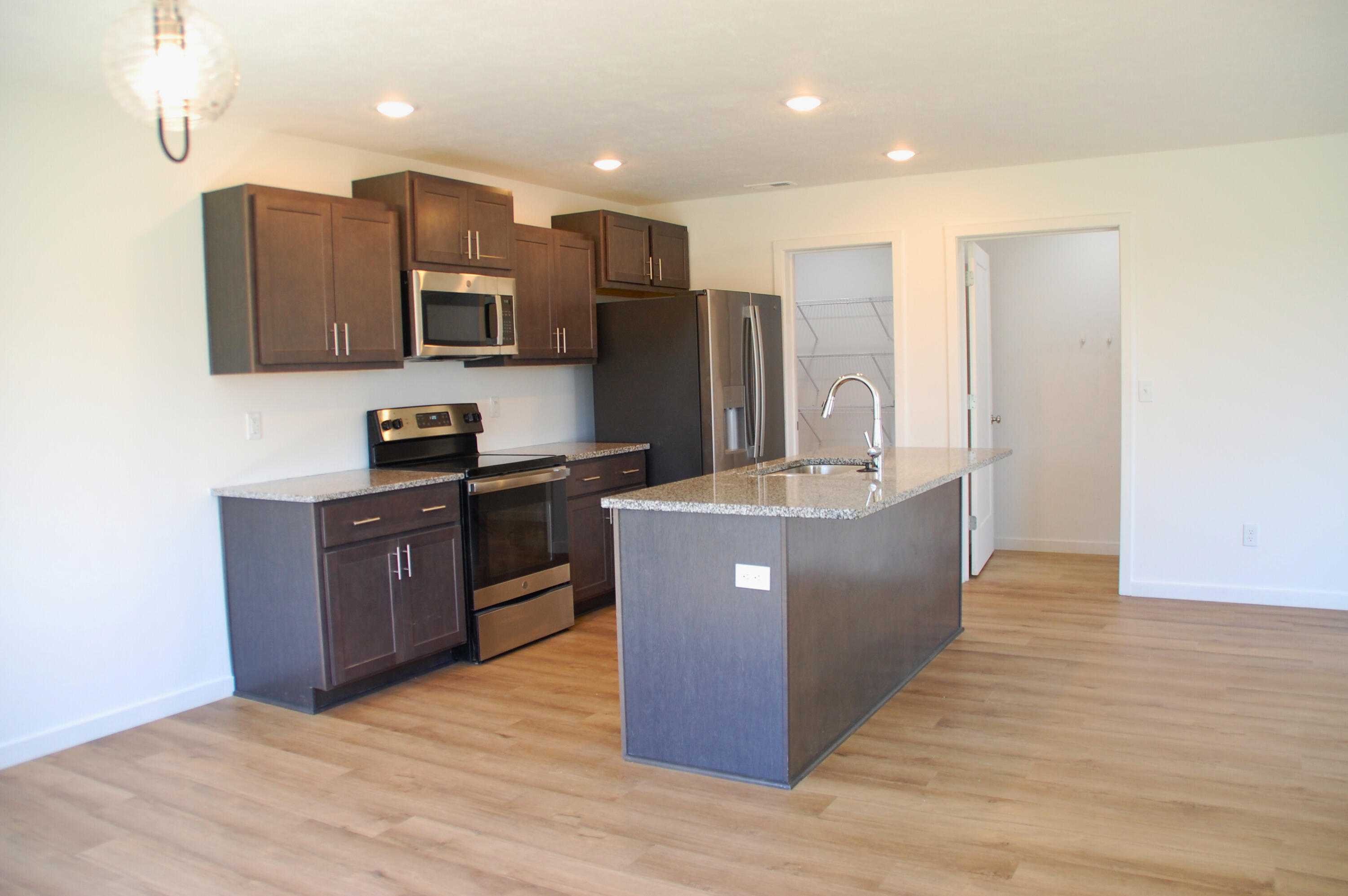 1126 Buffalo Court Property Photo 9