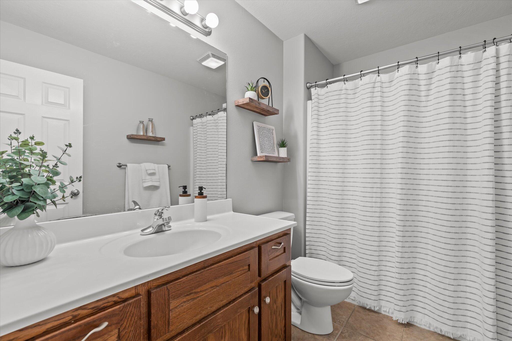 5709 South Fox Hollow Avenue Property Photo 20