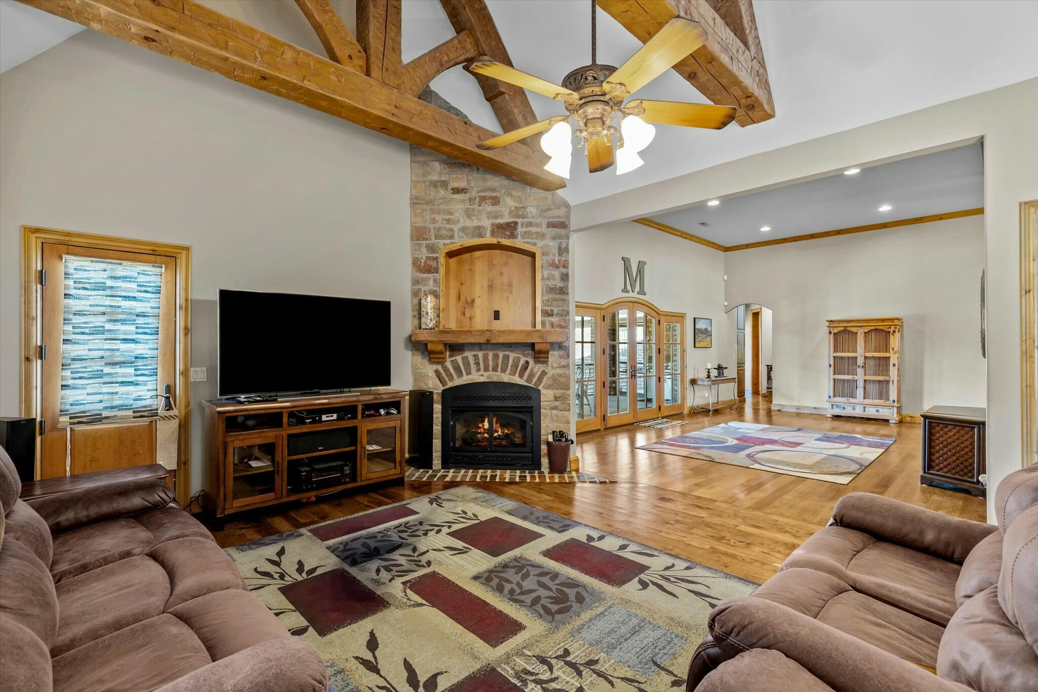 2573 South Farm Rd 219 Property Photo 10