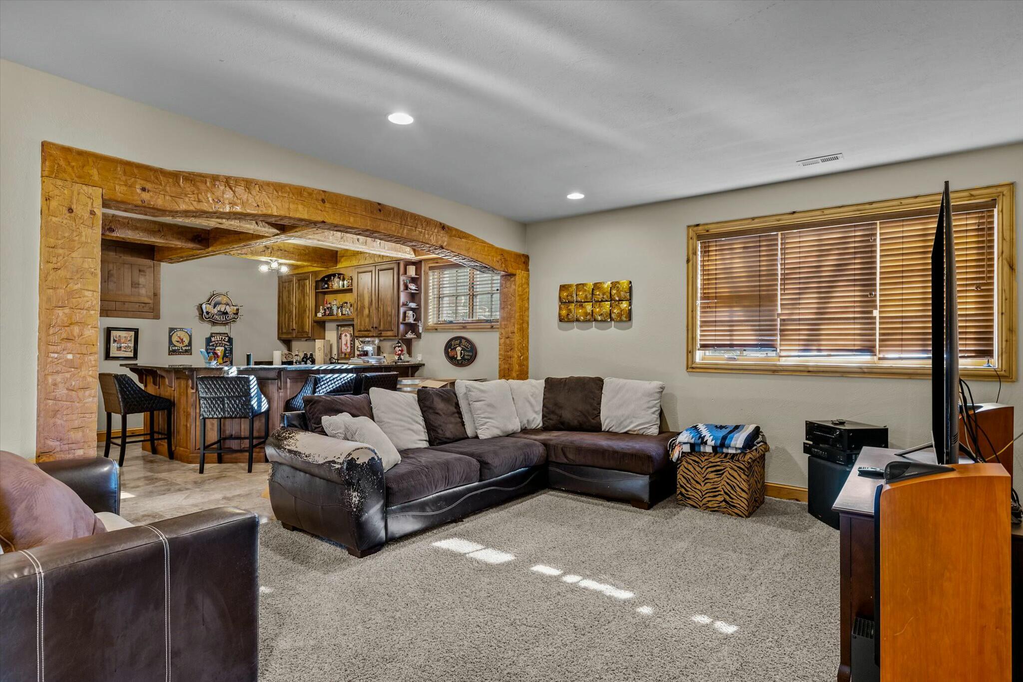 2573 South Farm Rd 219 Property Photo 40