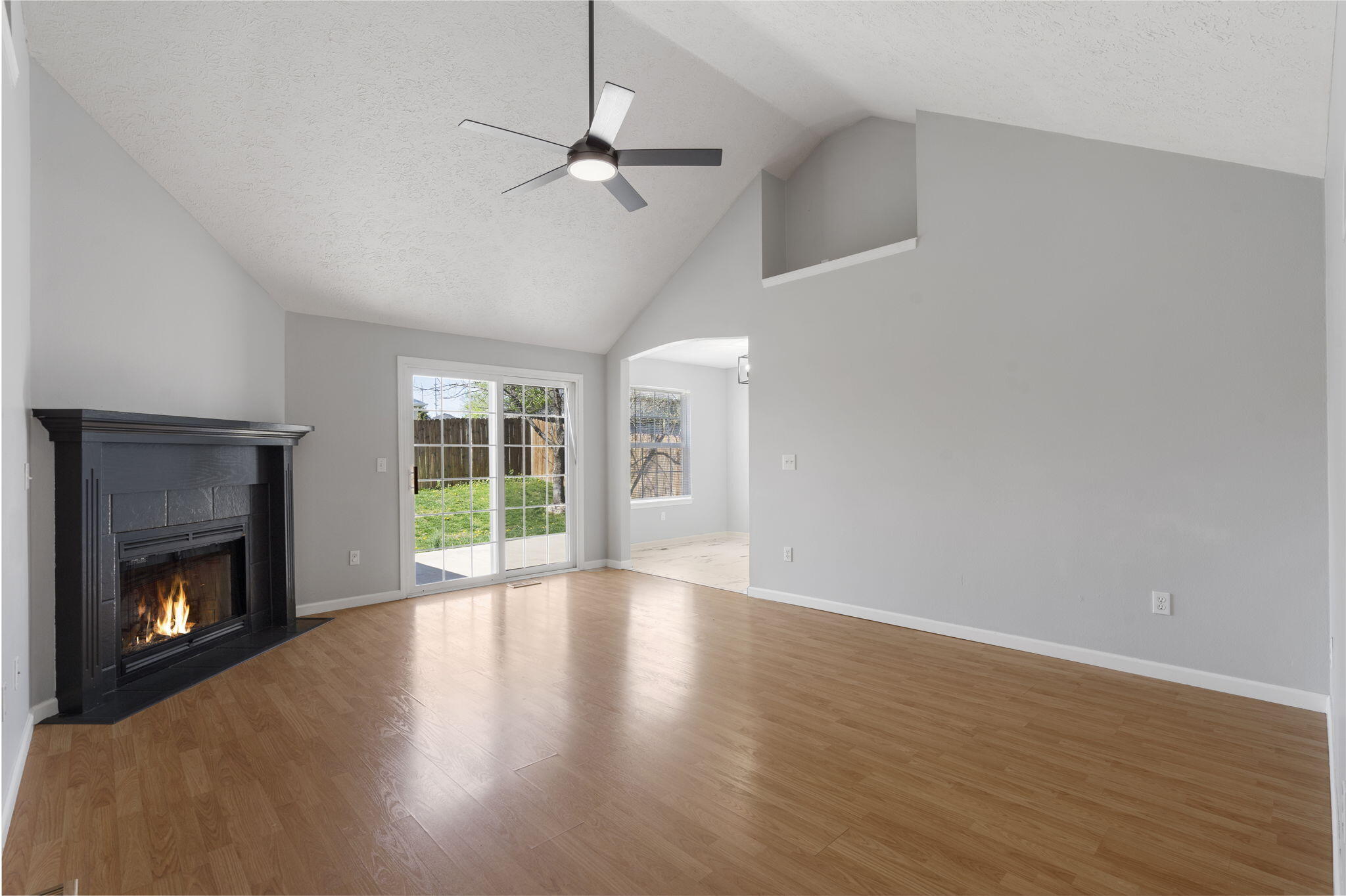 422 West White Ash Road Property Photo 6