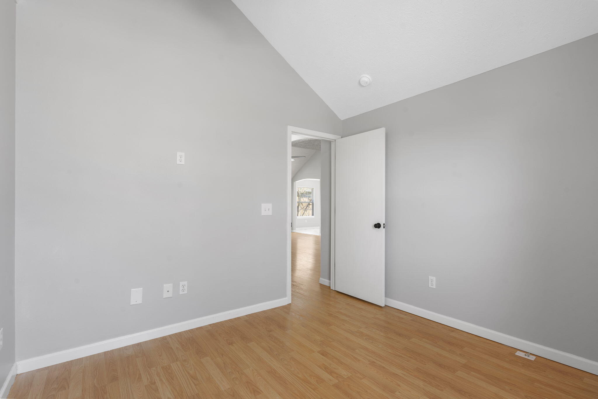 422 West White Ash Road Property Photo 18