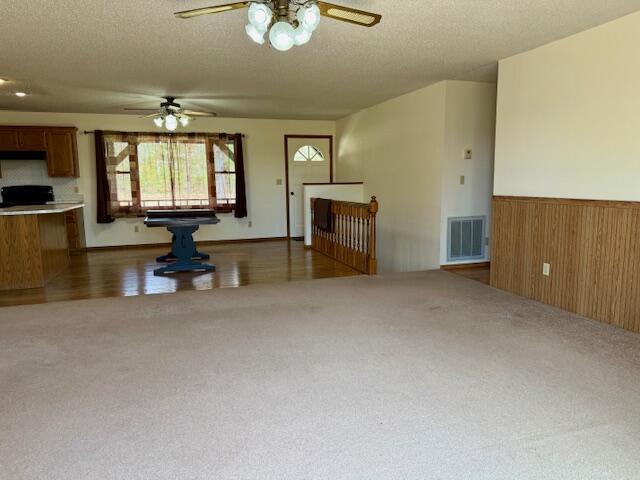 611 County Road 107 Property Photo 15