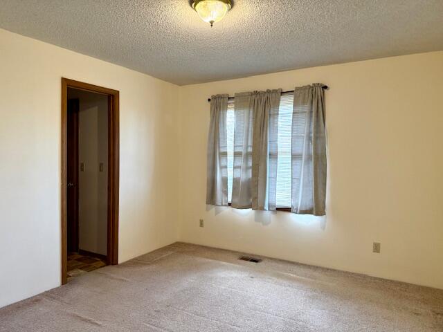 611 County Road 107 Property Photo 17