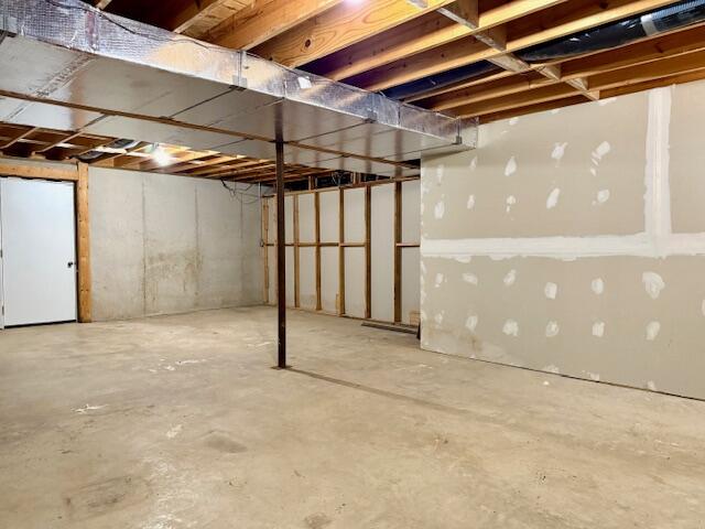 611 County Road 107 Property Photo 23