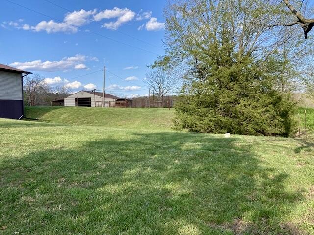 611 County Road 107 Property Photo 36