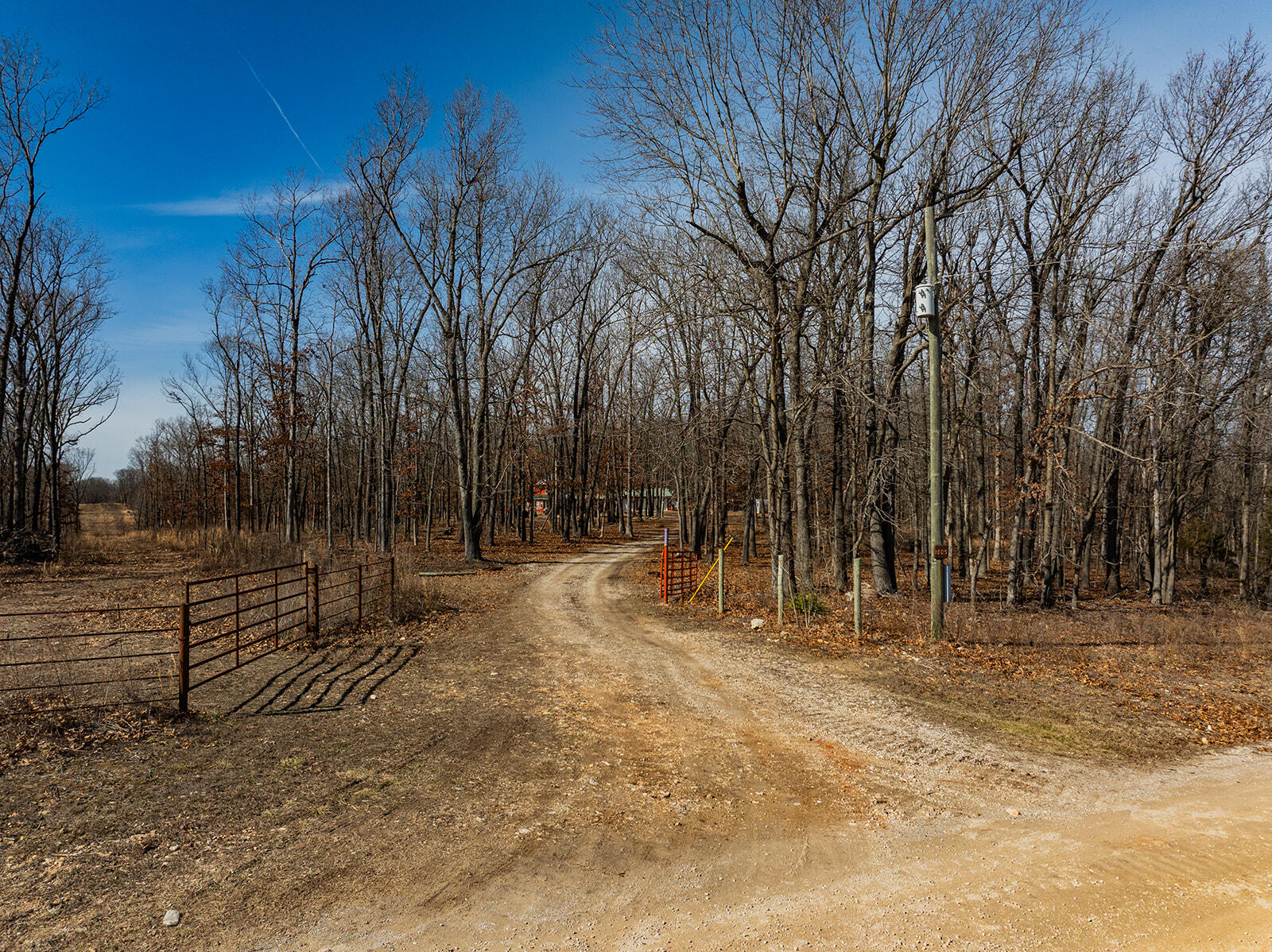 1005 Little Bowen Road Property Photo 6