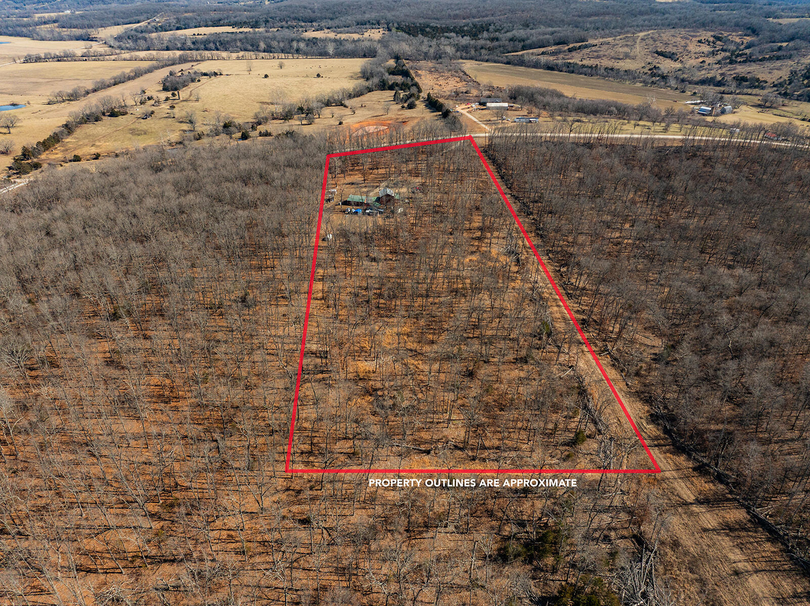 1005 Little Bowen Road Property Photo 9