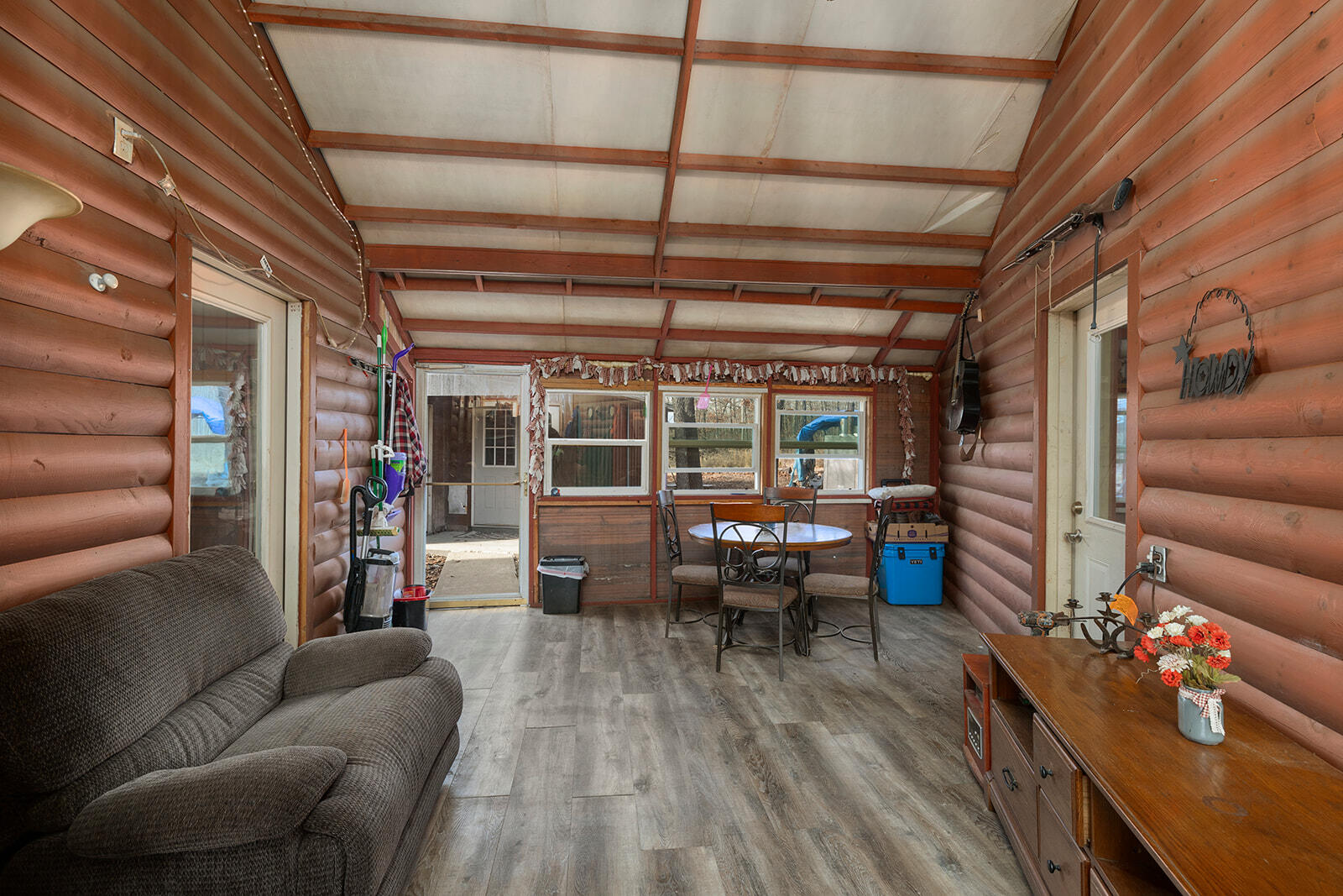 1005 Little Bowen Road Property Photo 12