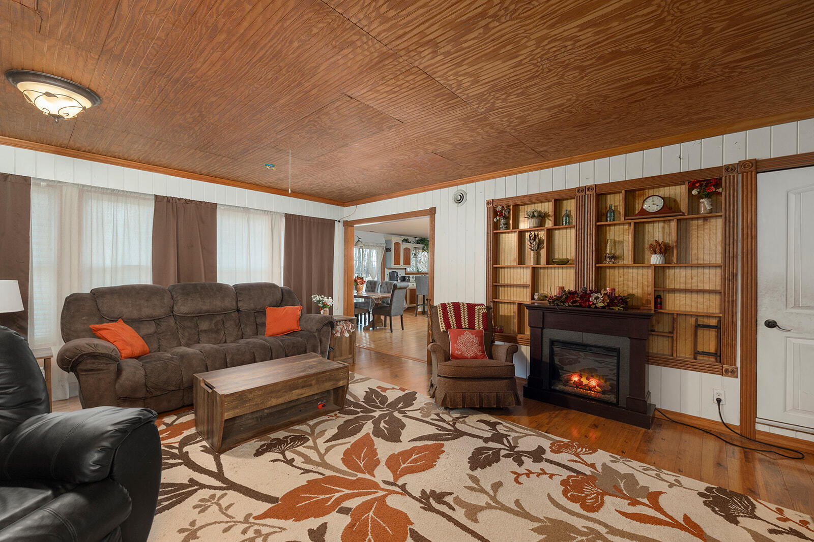 1005 Little Bowen Road Property Photo 16