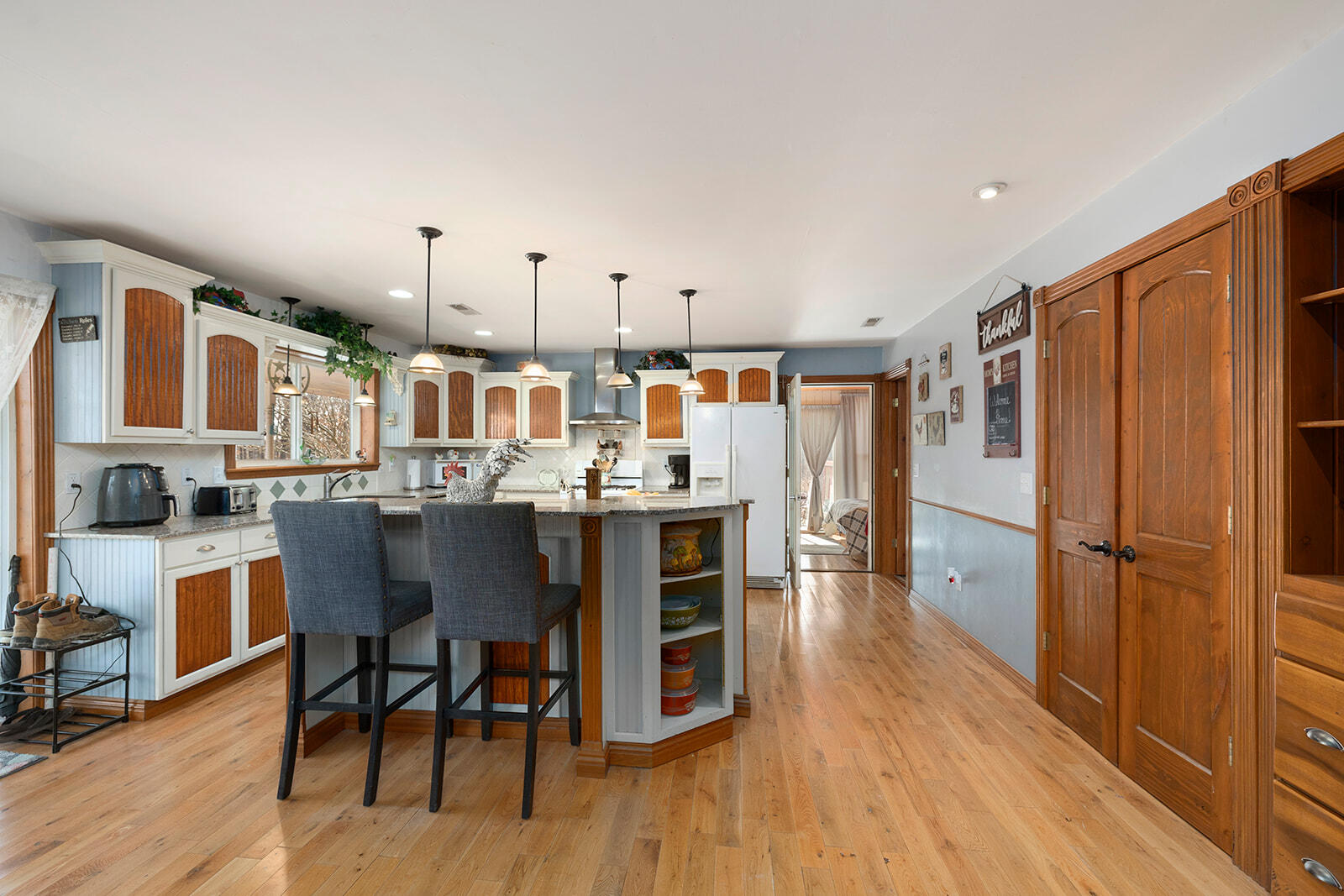 1005 Little Bowen Road Property Photo 18