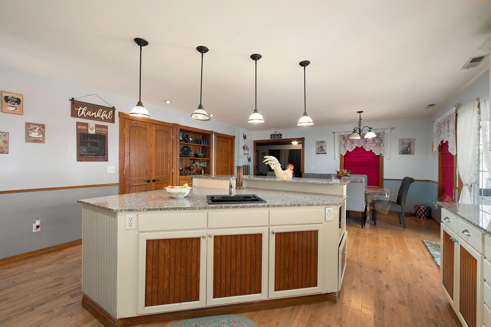 1005 Little Bowen Road Property Photo 21