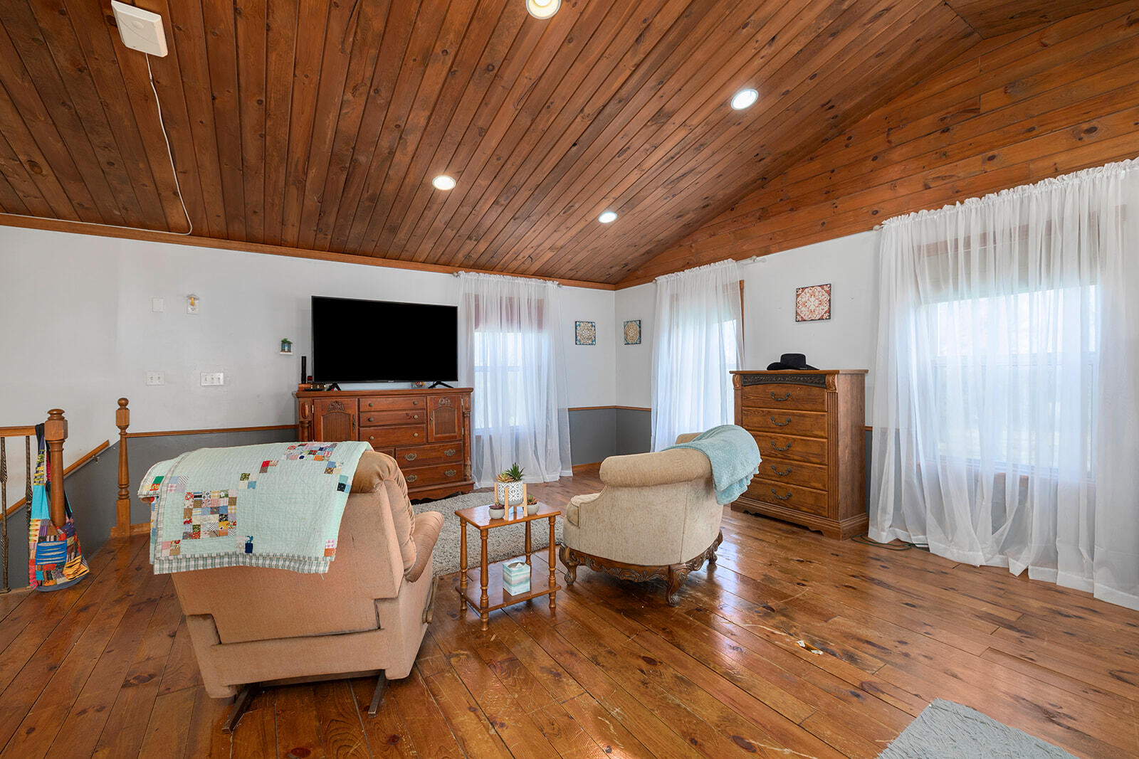 1005 Little Bowen Road Property Photo 34