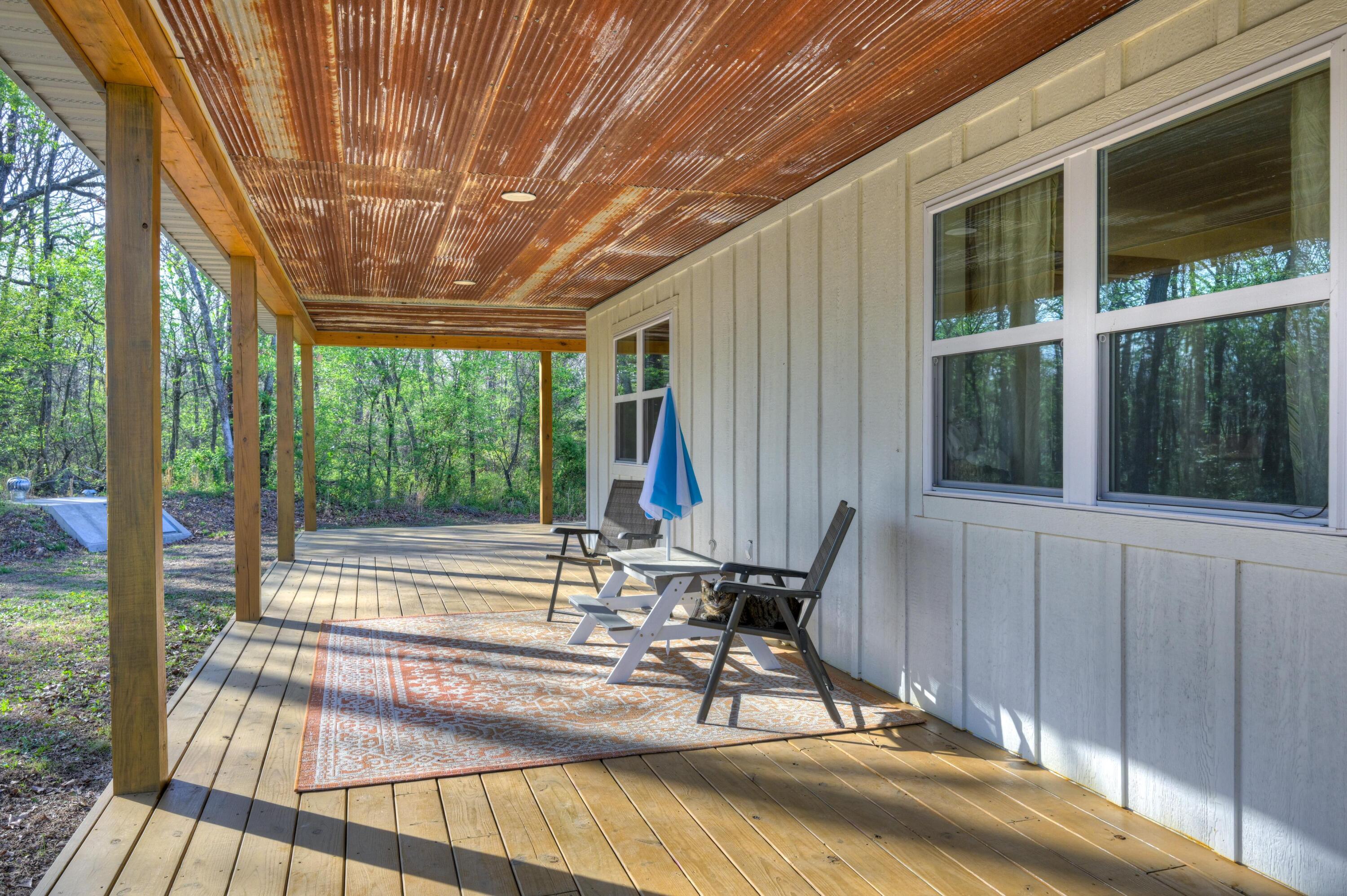 17075 Highway H Property Photo 7