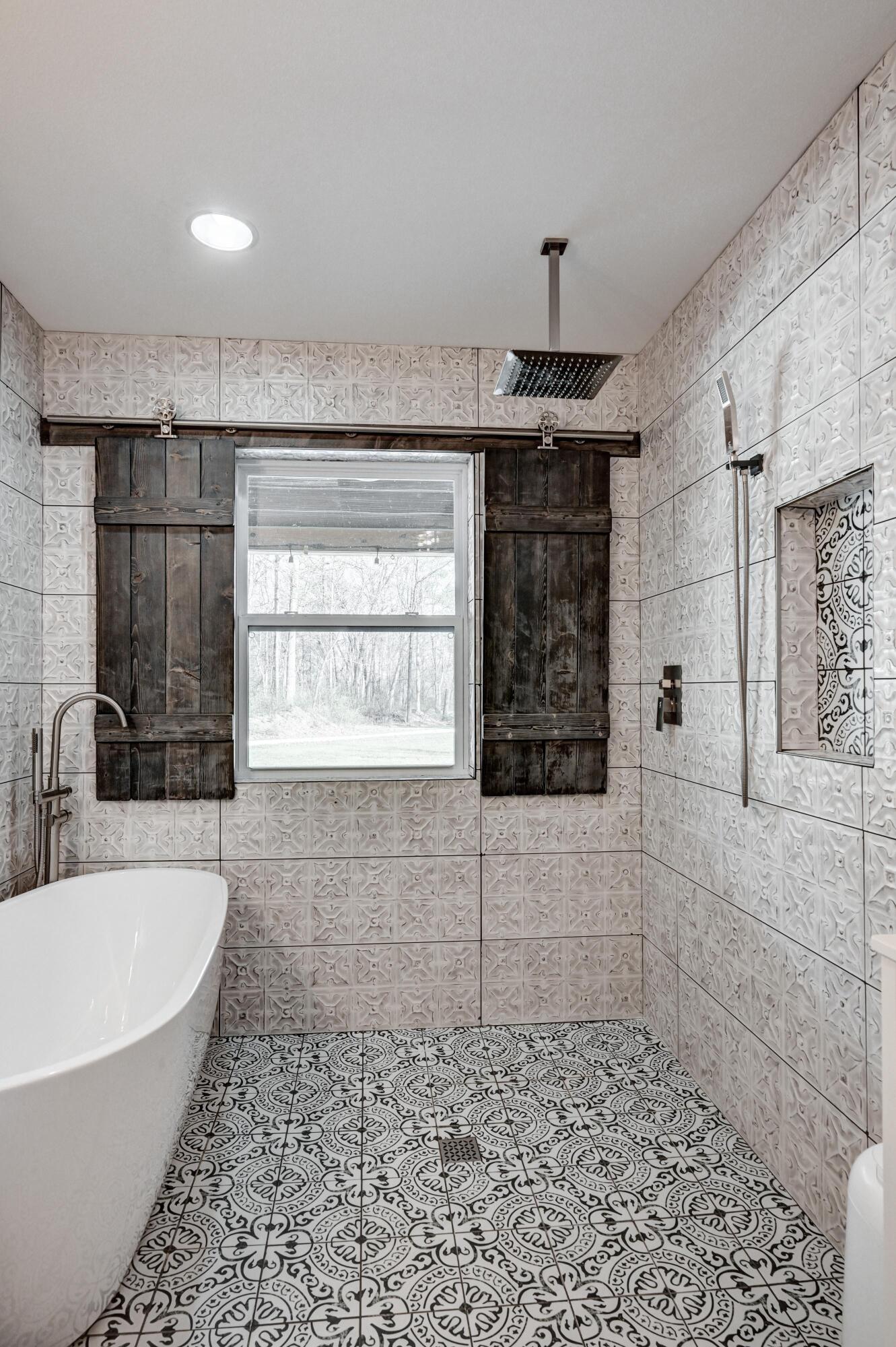 17075 Highway H Property Photo 19