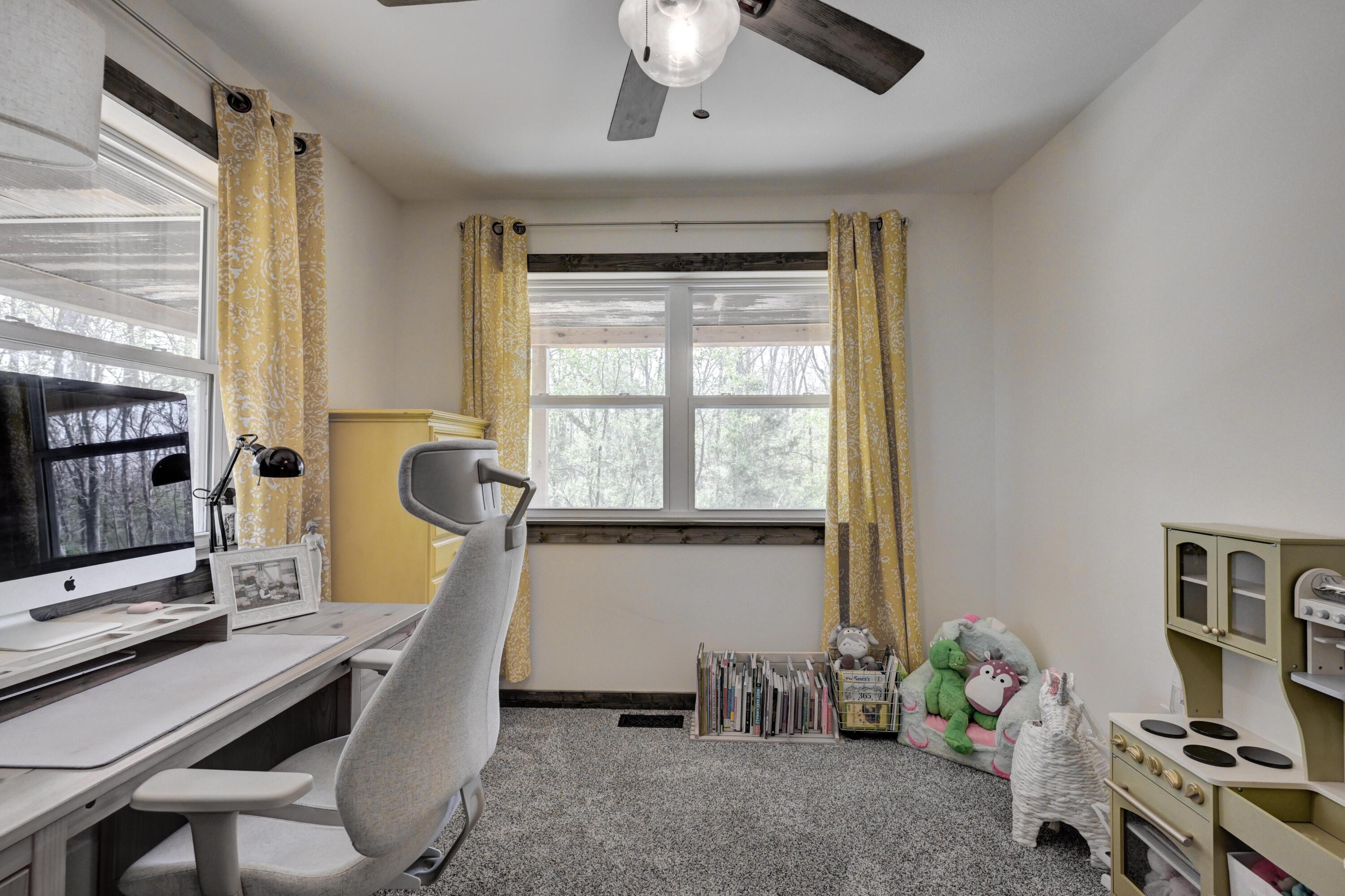 17075 Highway H Property Photo 25