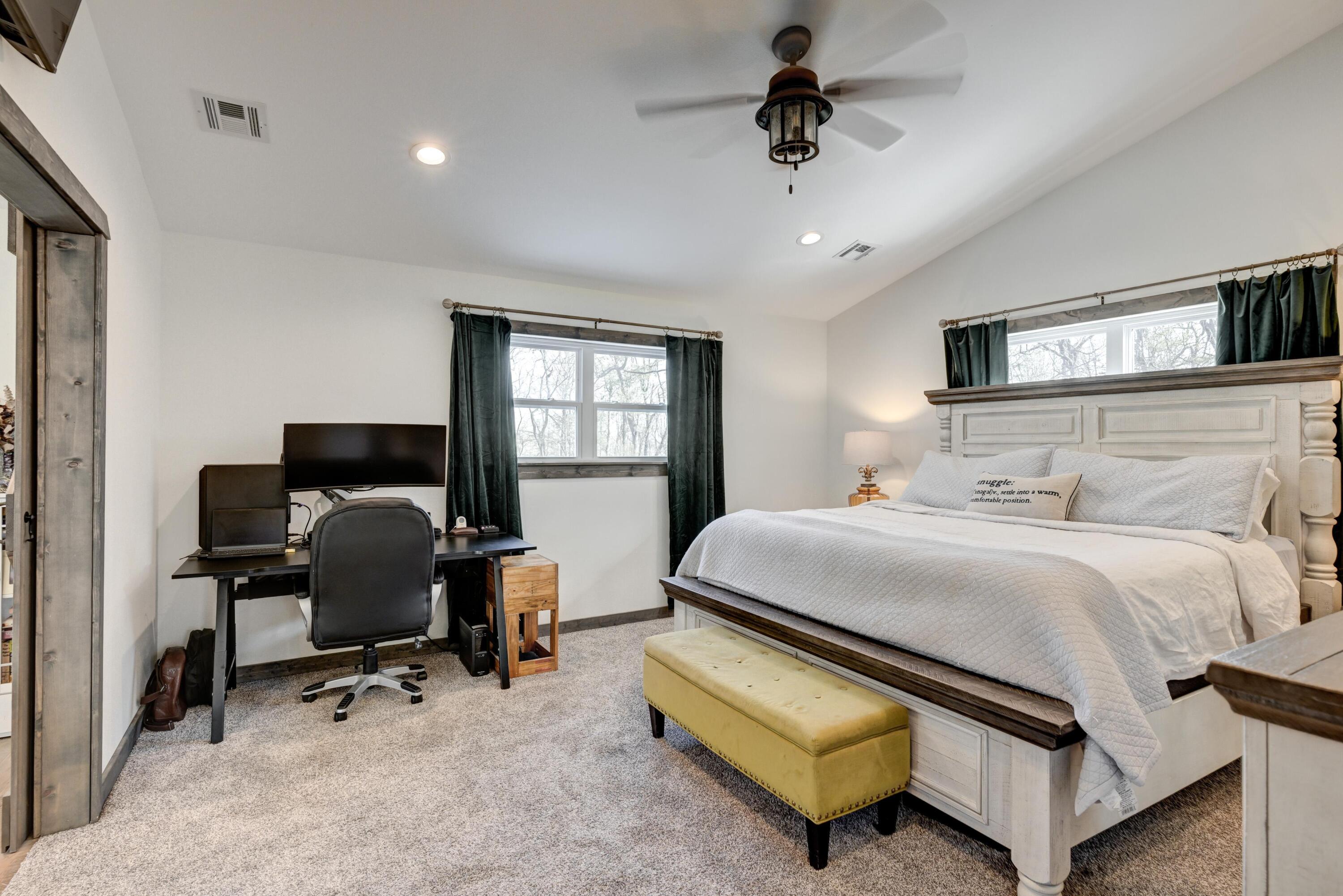 17075 Highway H Property Photo 33