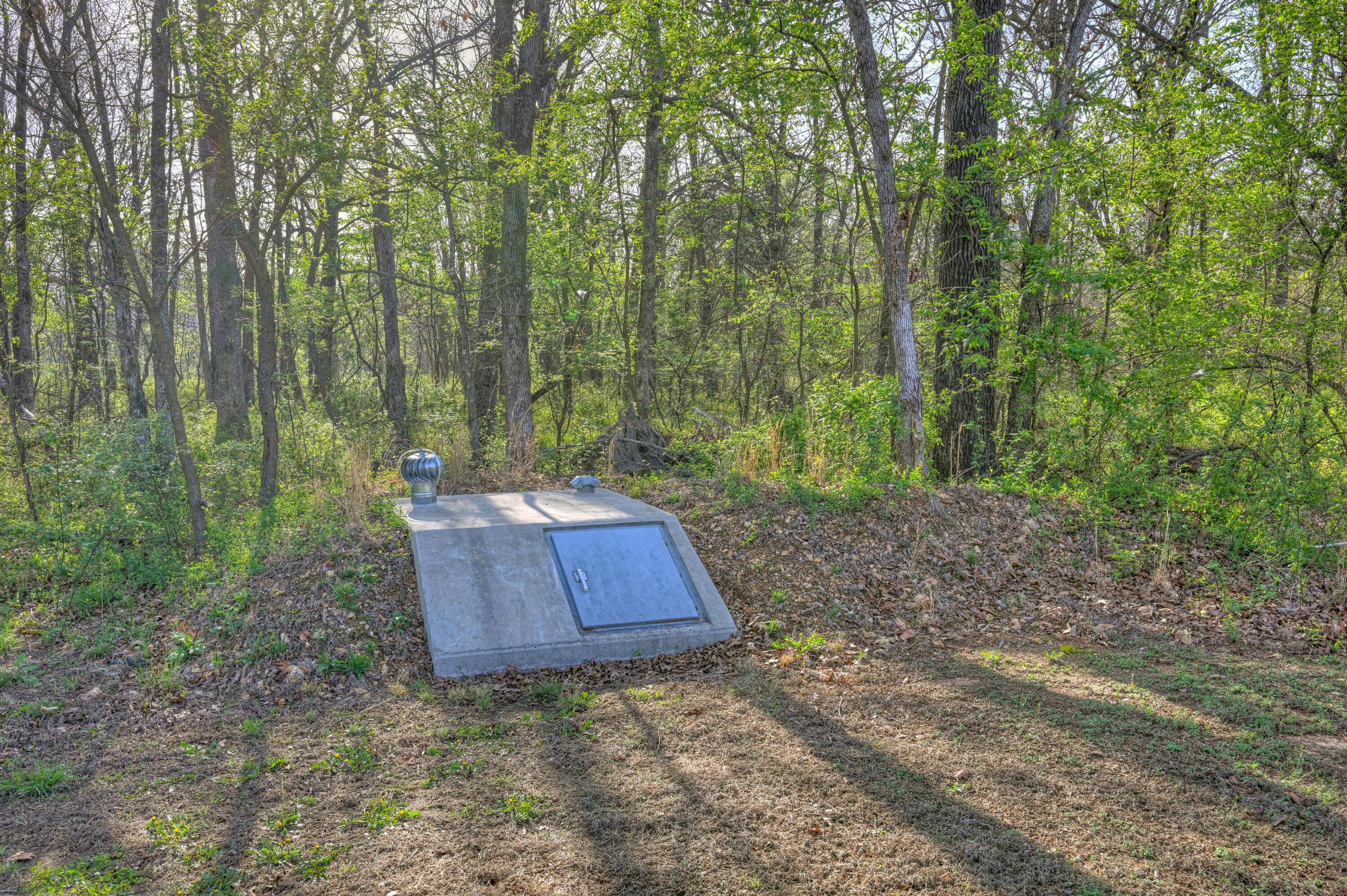 17075 Highway H Property Photo 44