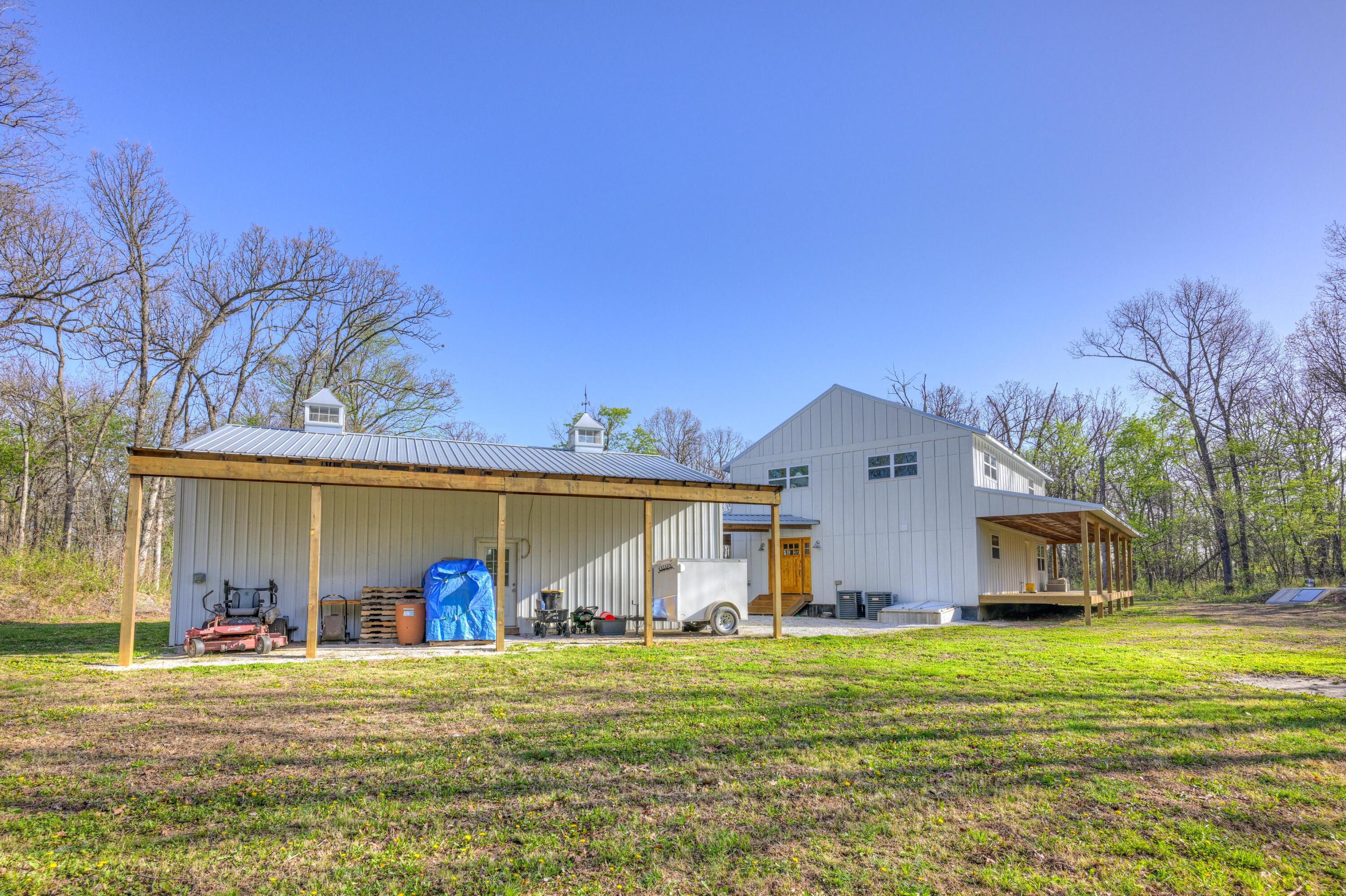 17075 Highway H Property Photo 48