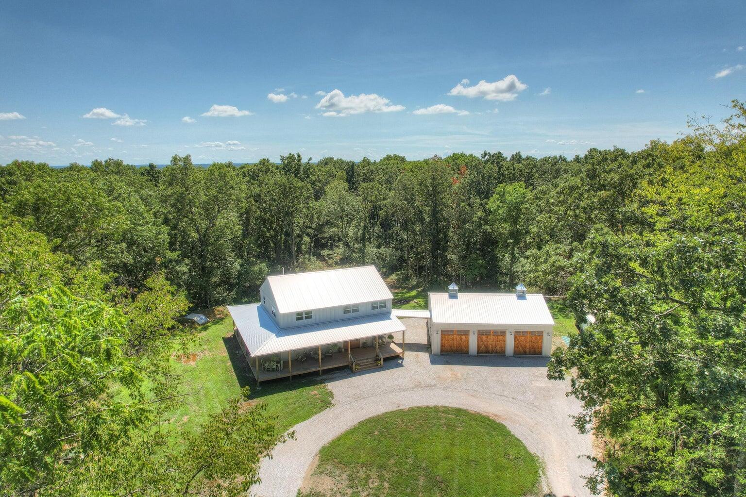 17075 Highway H Property Photo 52