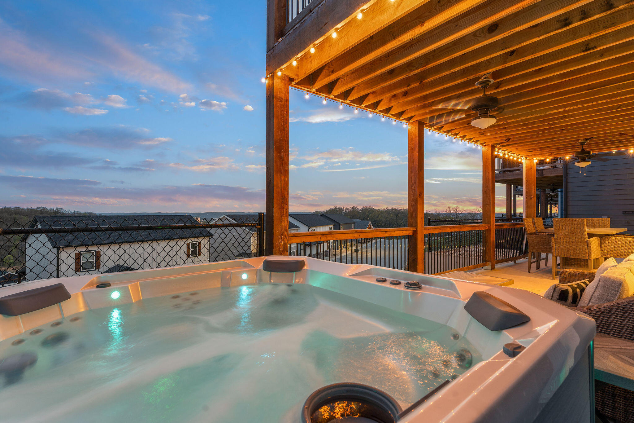 224 Chateau Mountain Hilltop Way Property Photo 10