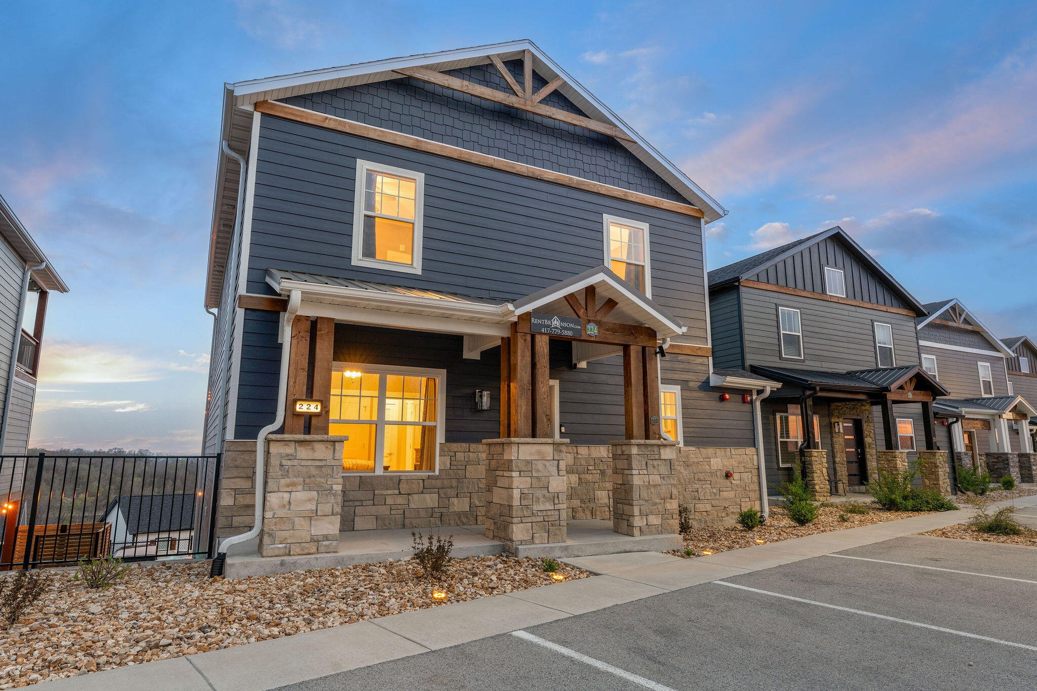 224 Chateau Mountain Hilltop Way Property Photo 14