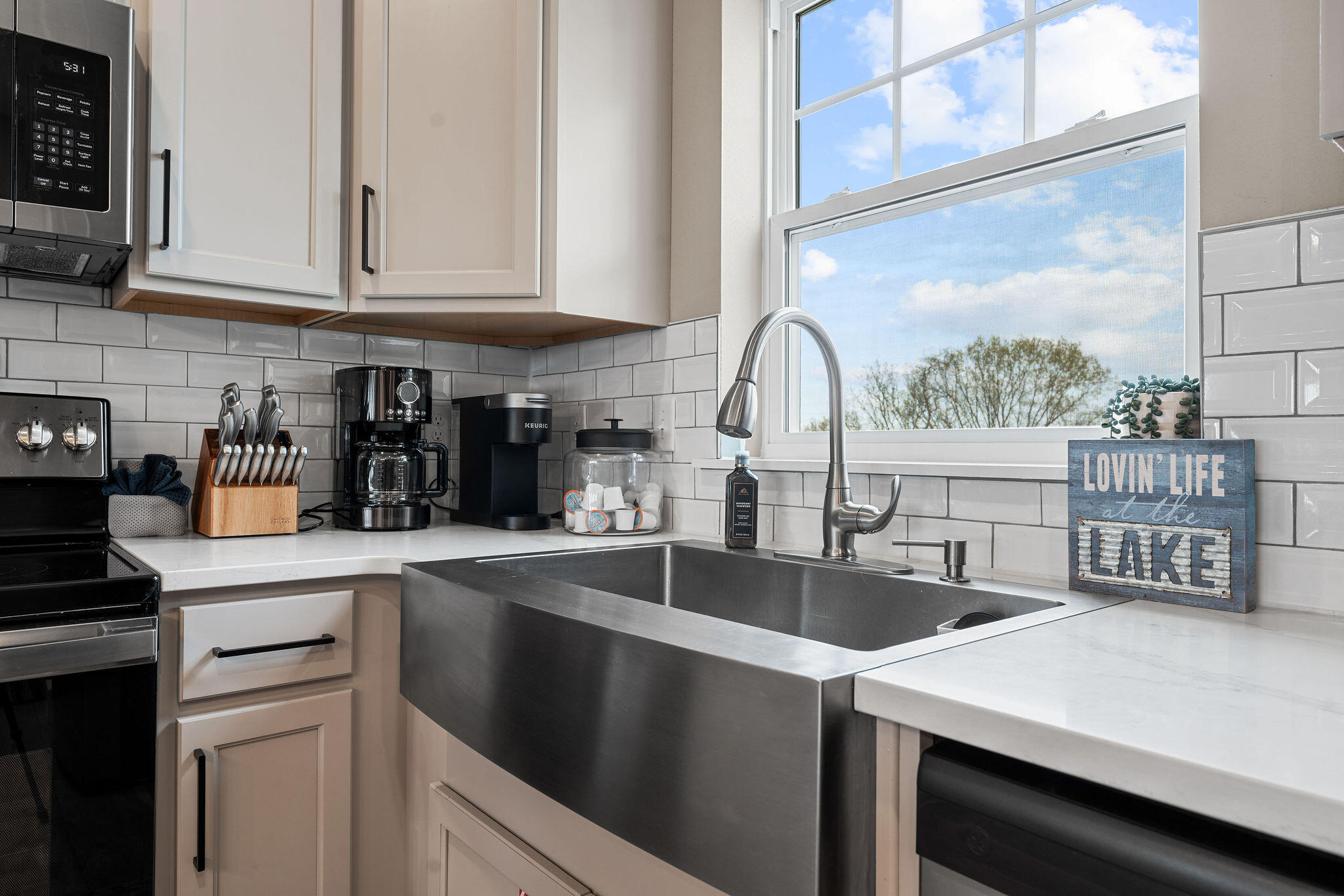 224 Chateau Mountain Hilltop Way Property Photo 23