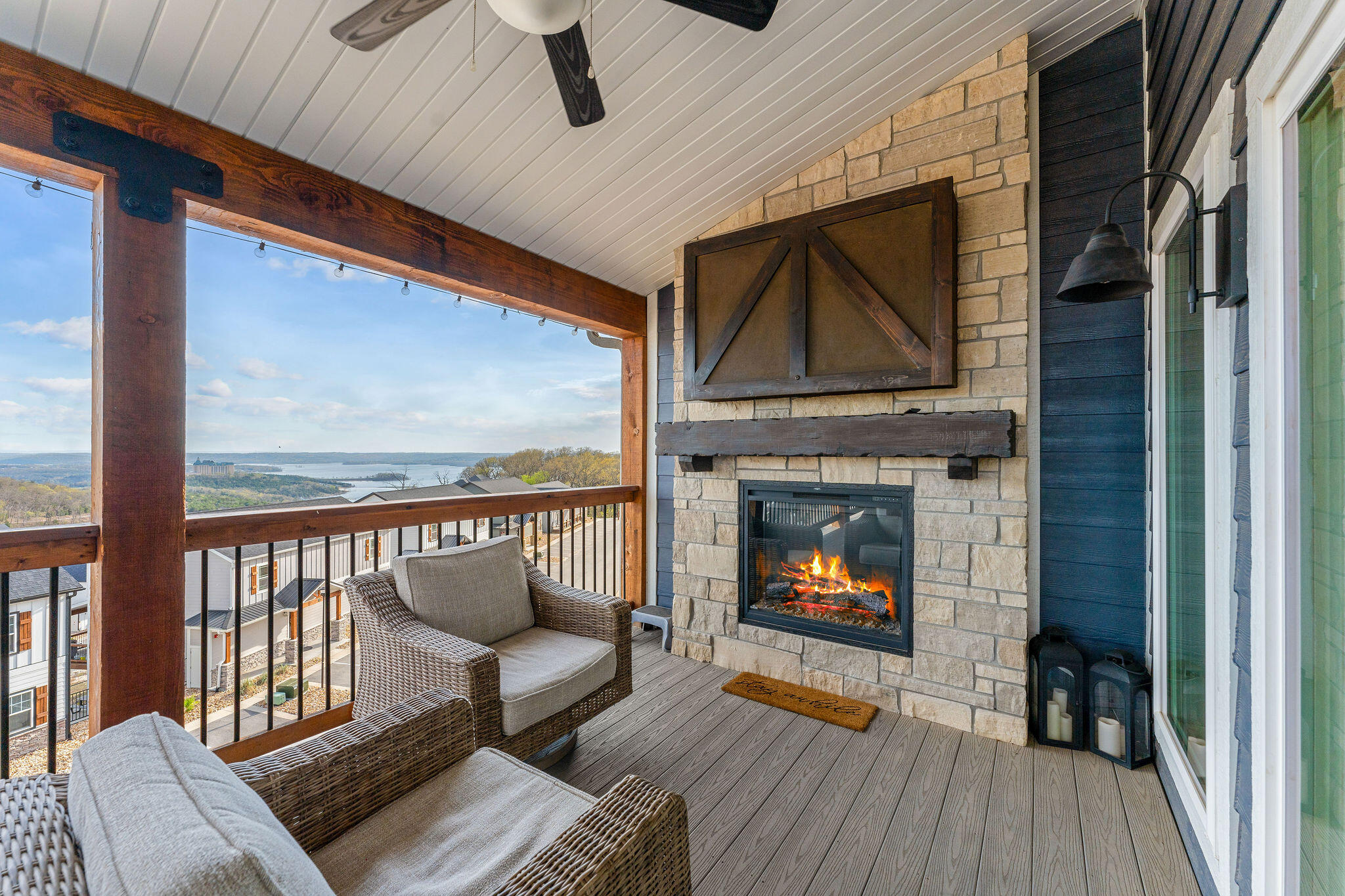 224 Chateau Mountain Hilltop Way Property Photo 41