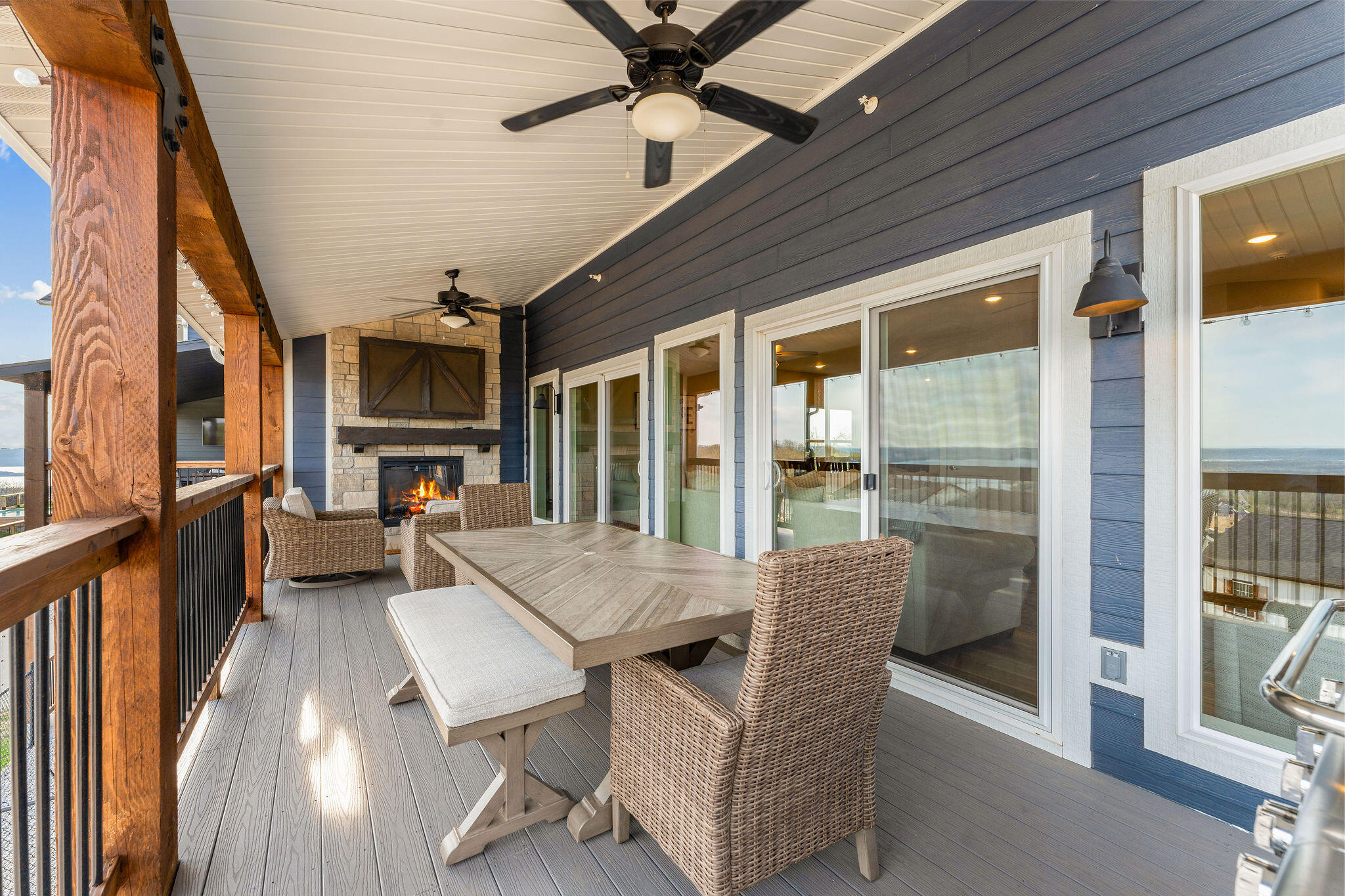 224 Chateau Mountain Hilltop Way Property Photo 44