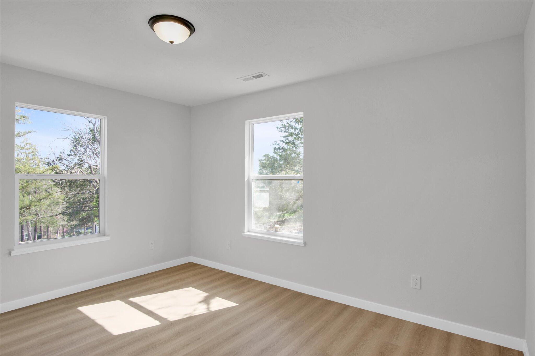 137 Pinewood Drive Property Photo 24