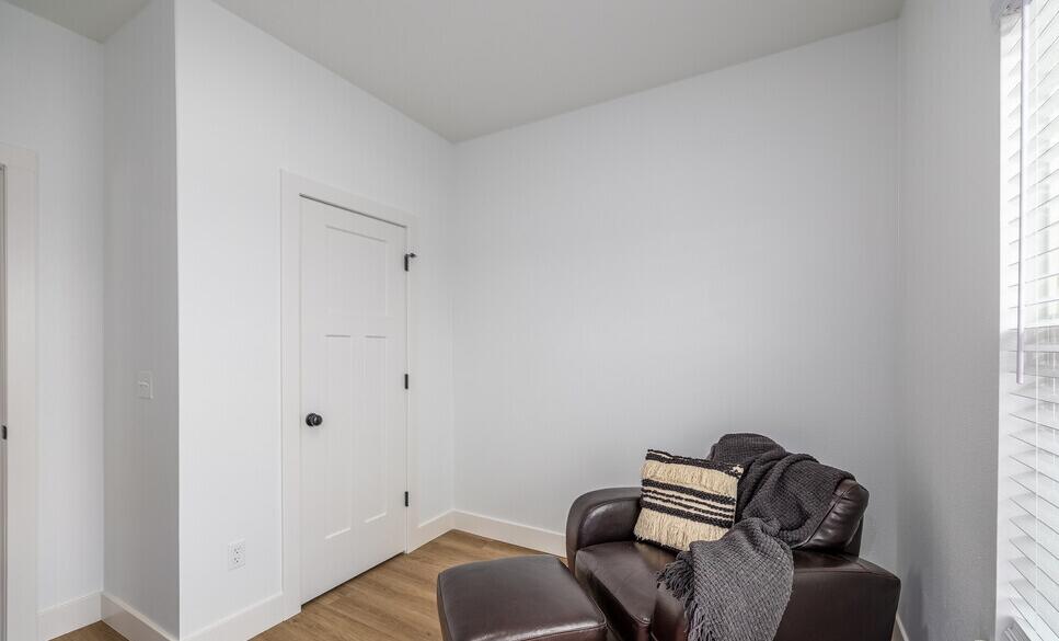 1071 North Blake Avenue Property Photo 5