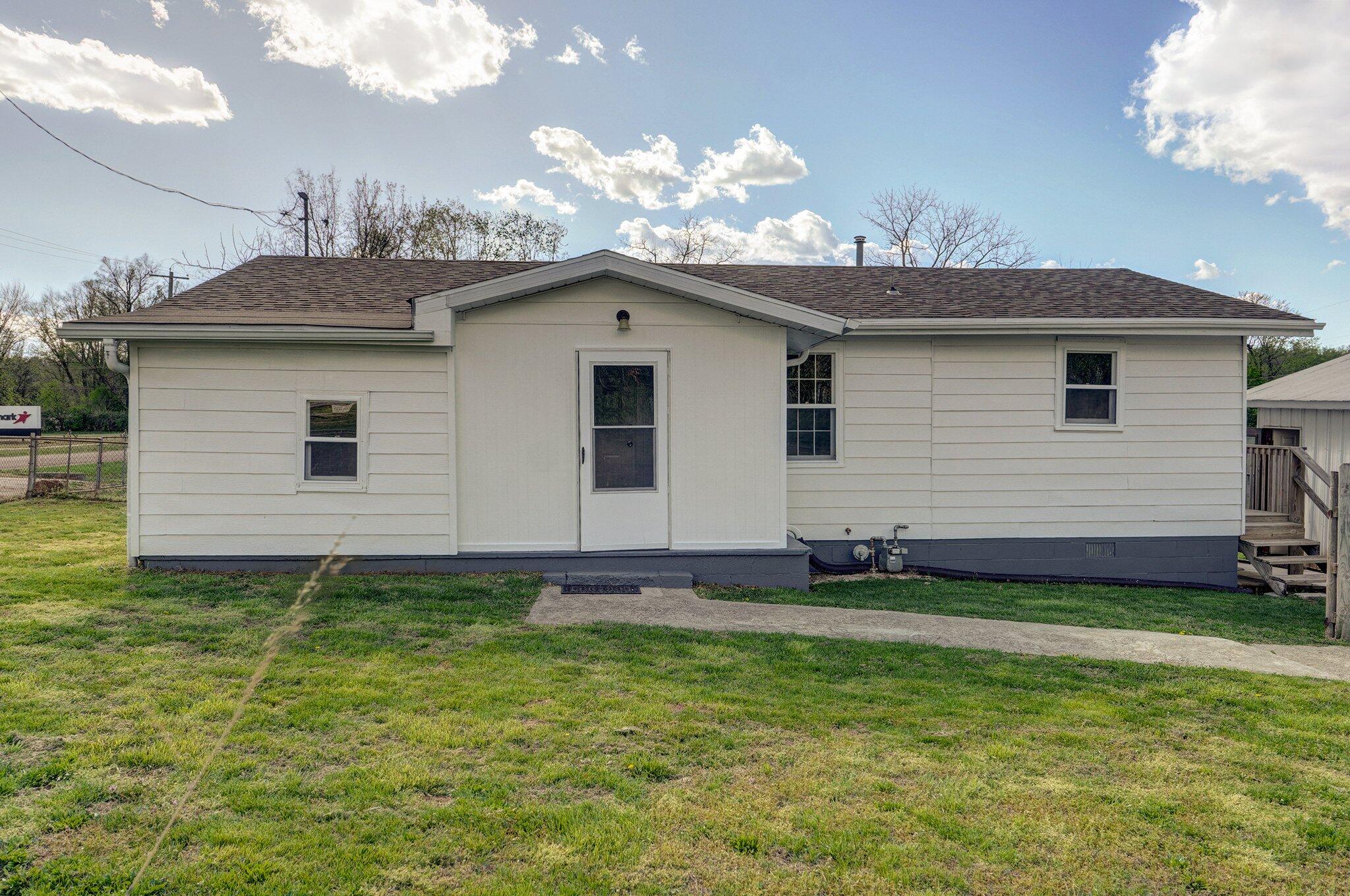 1163 South Glenn Avenue Property Photo 1