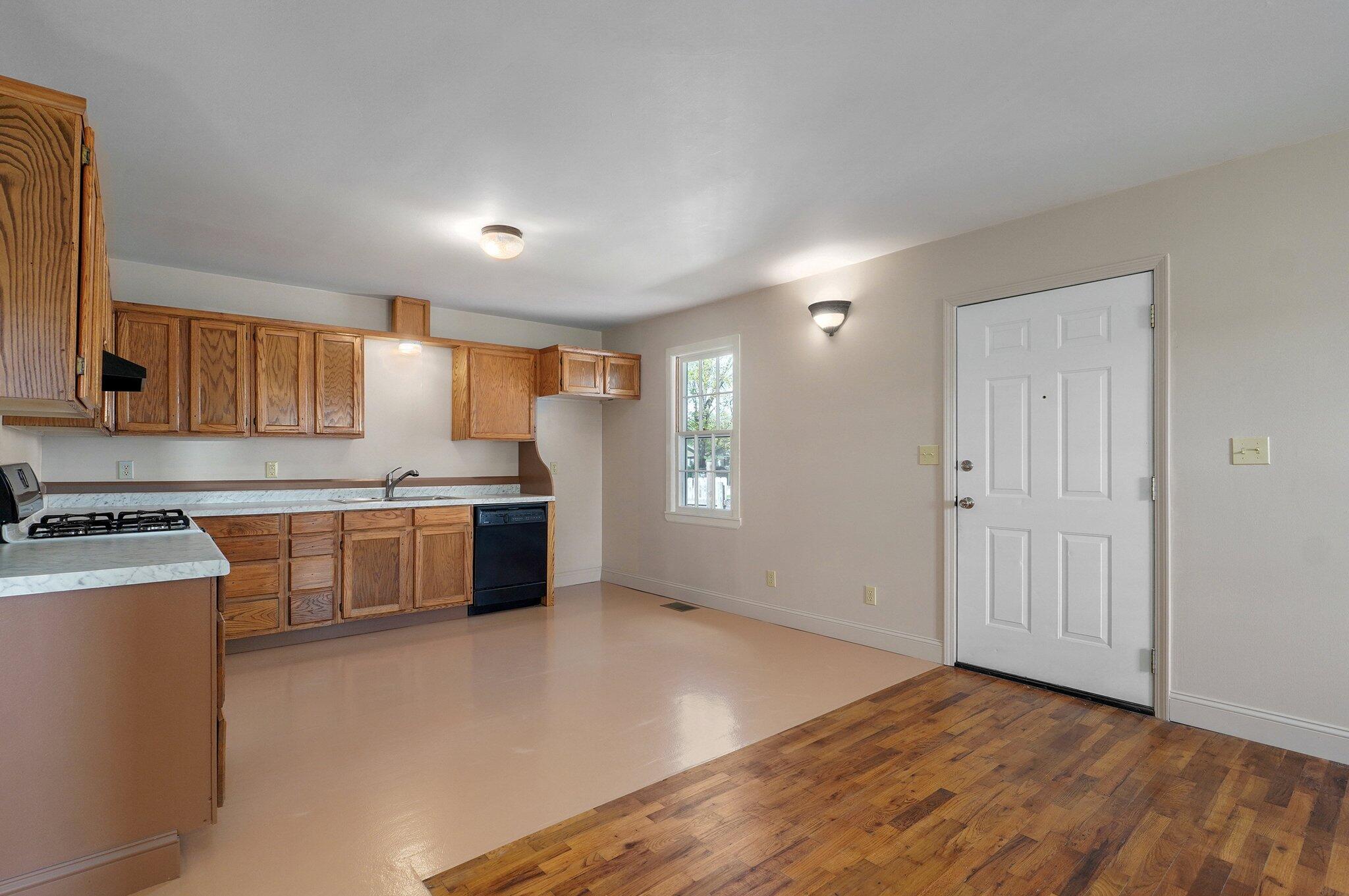 1163 South Glenn Avenue Property Photo 5
