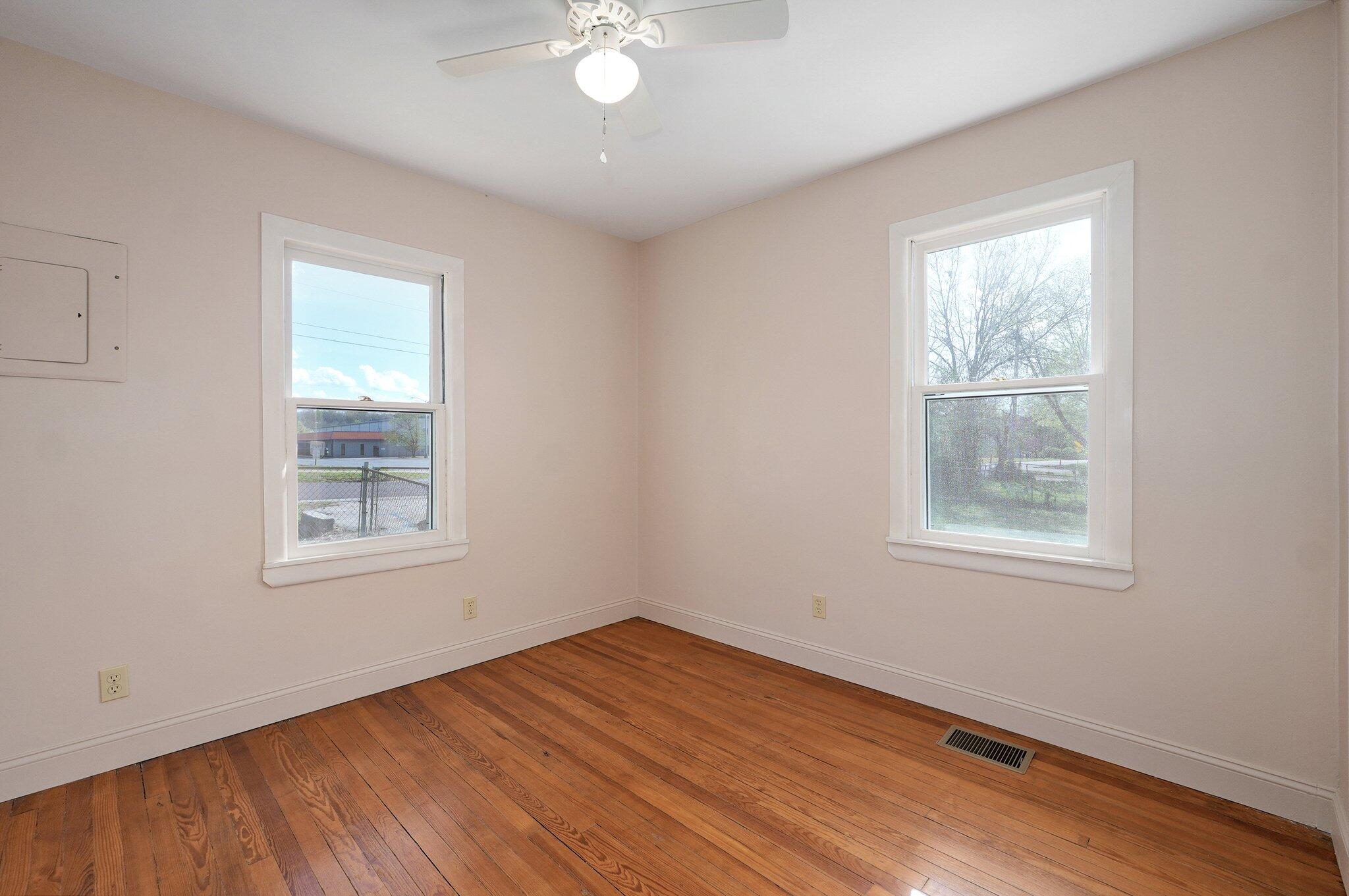 1163 South Glenn Avenue Property Photo 18