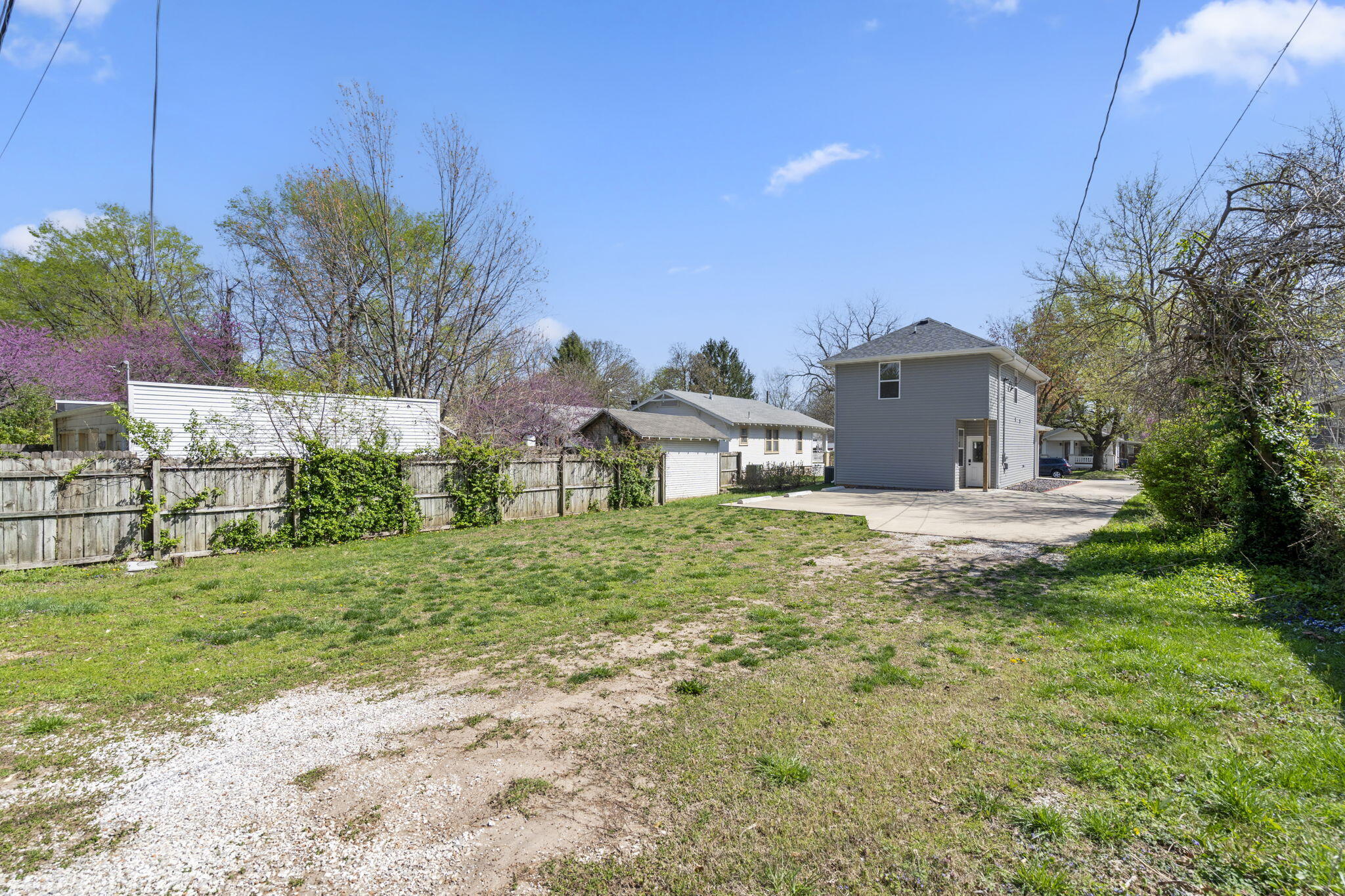 1041 East Delmar Street Property Photo 36