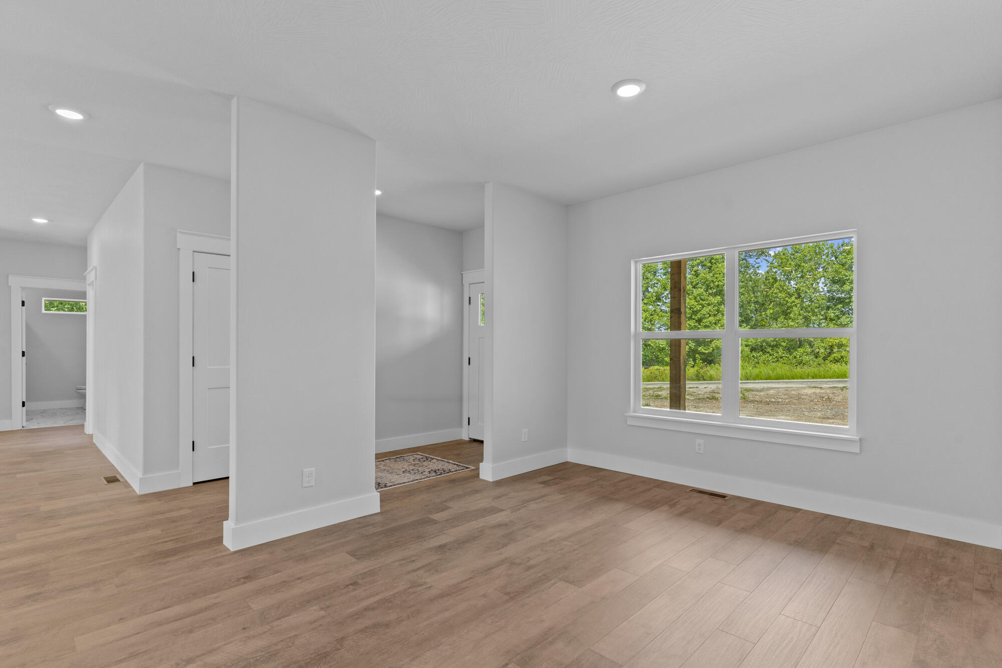 244 Northpoint Court Property Photo 4