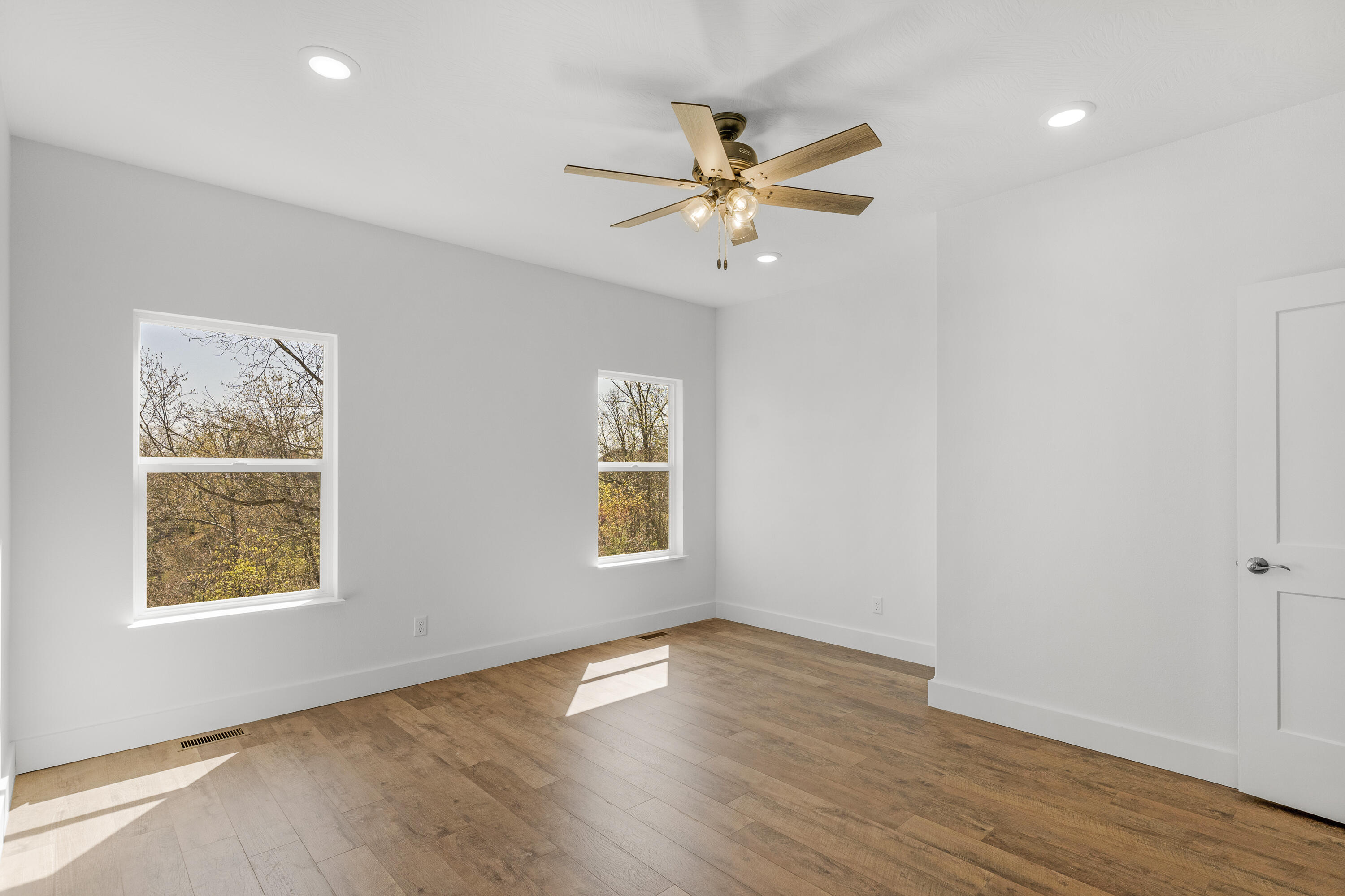 244 Northpoint Court Property Photo 15