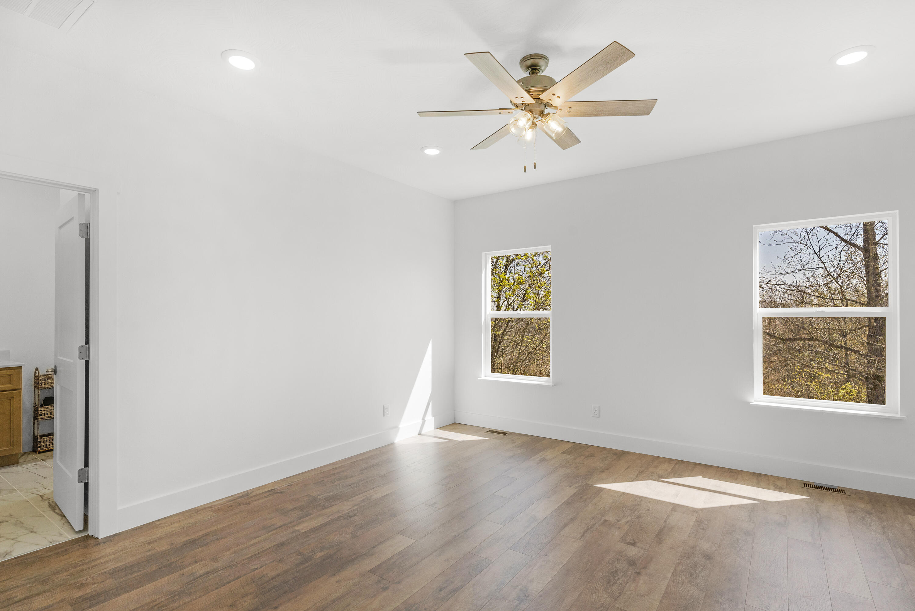244 Northpoint Court Property Photo 16